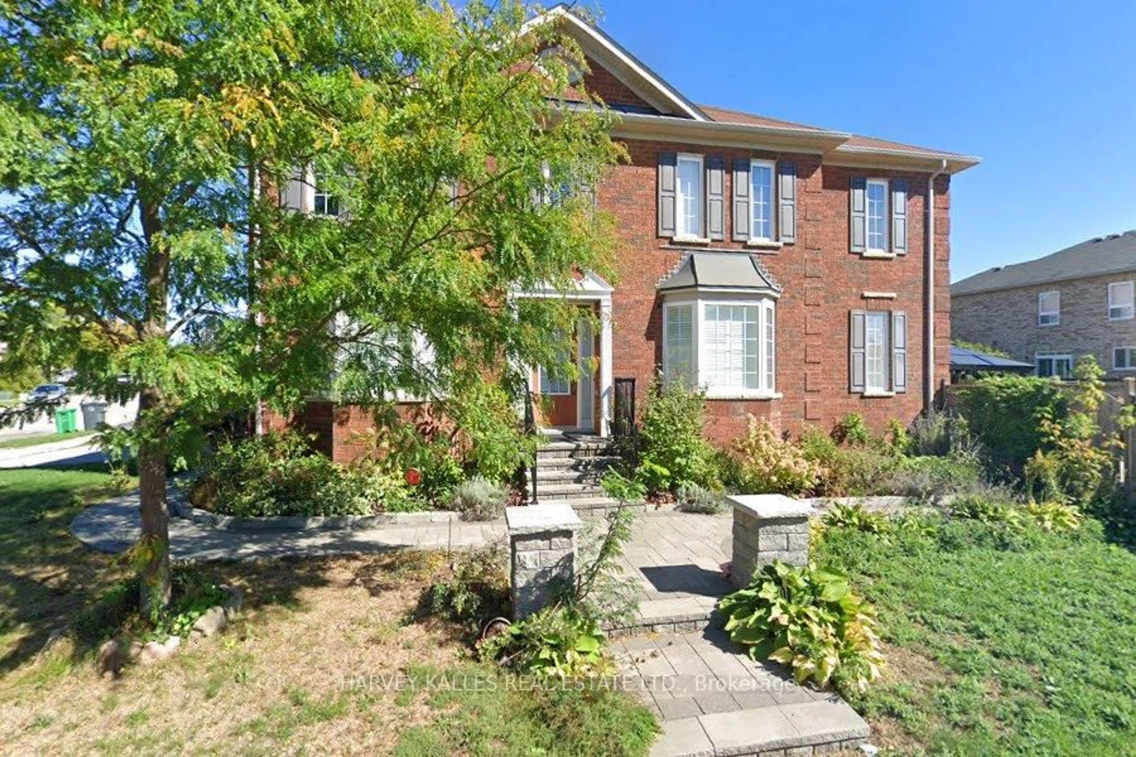 Home with brick exterior material, street for 29 Ness Rd, Brampton Ontario L6Y 5N9