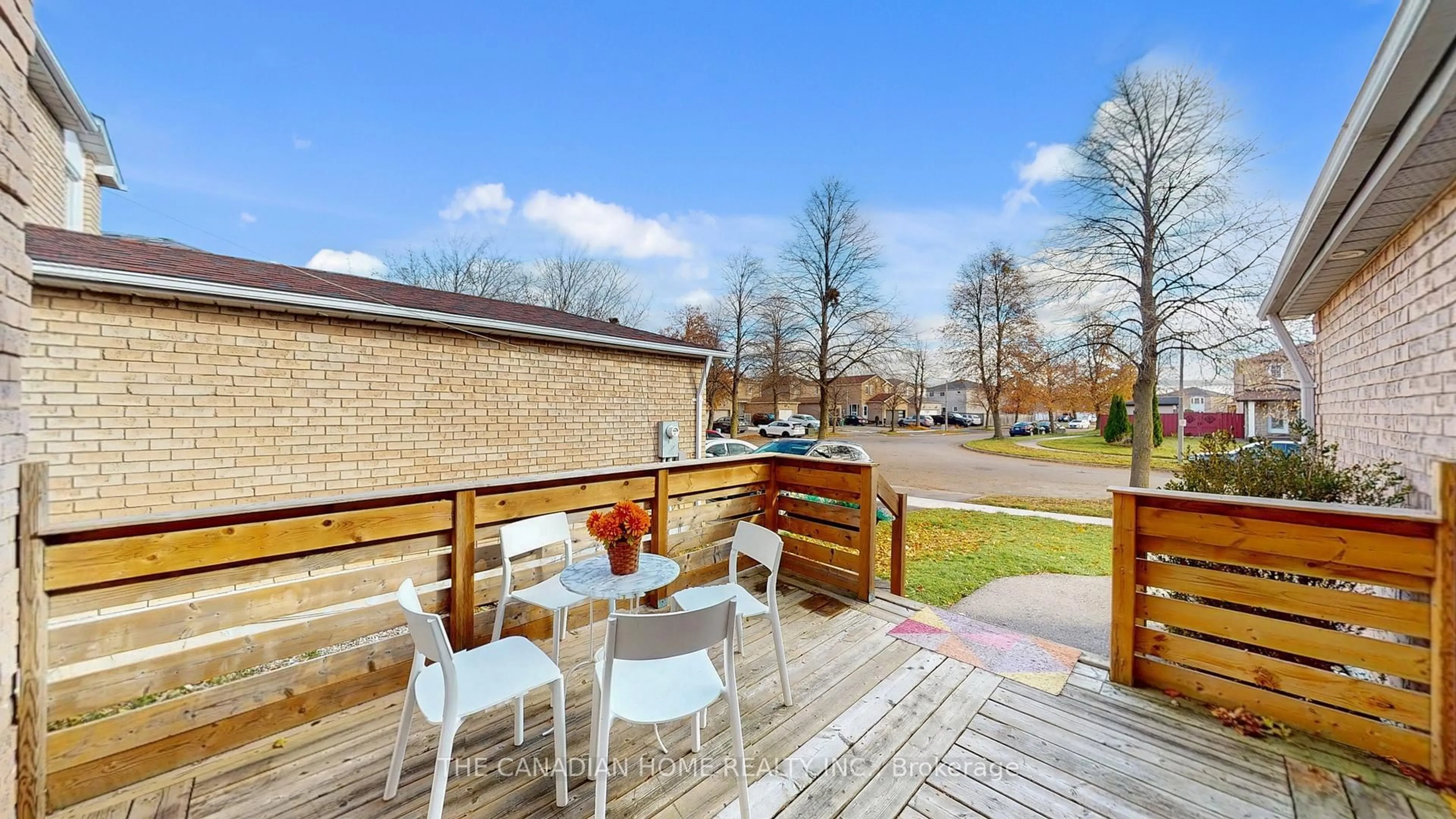 Patio, street for 226 Ecclestone Dr, Brampton Ontario L6X 3P9