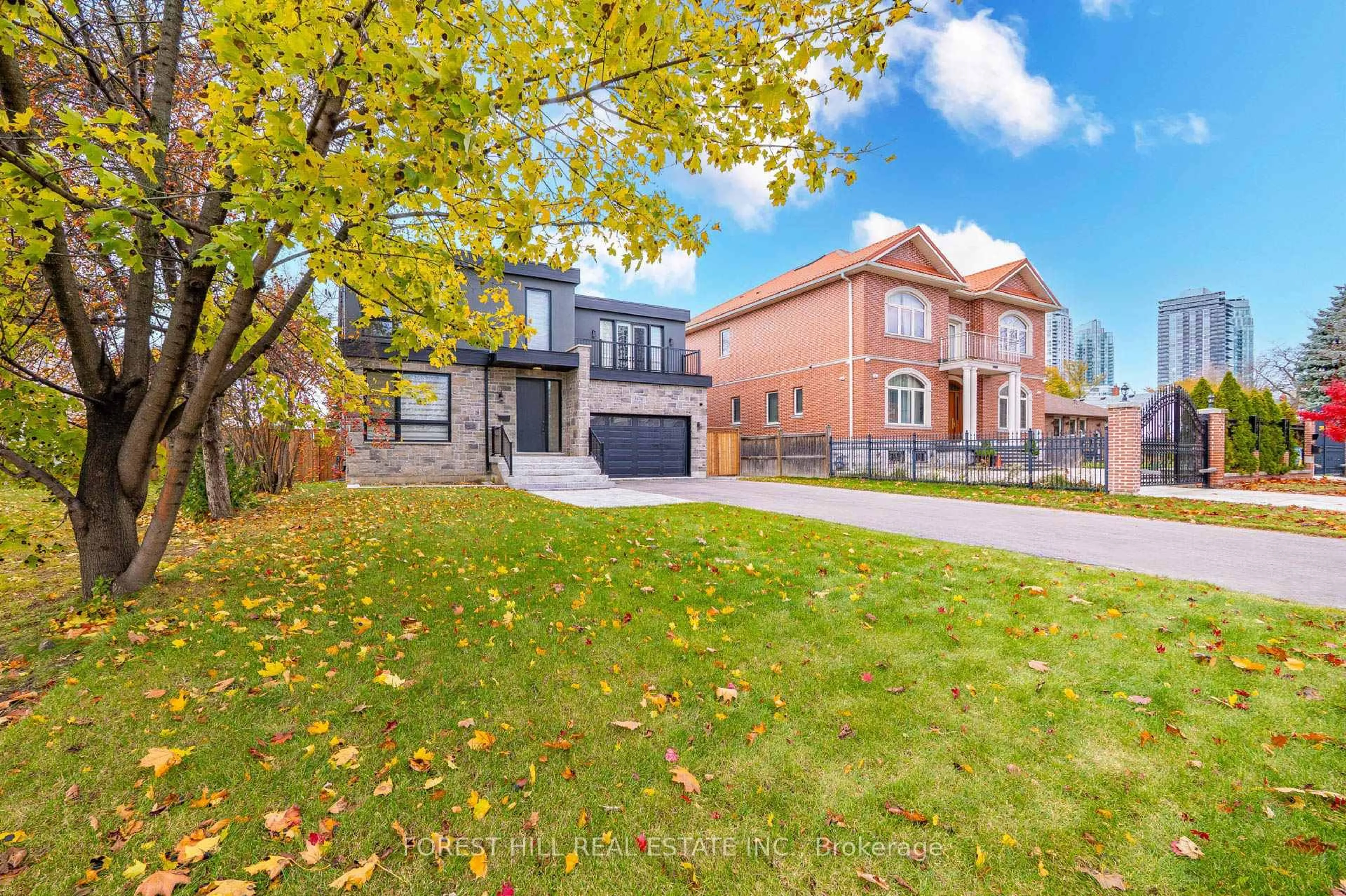 Home with brick exterior material, street for 3474 Joan Dr, Mississauga Ontario L5B 1T5