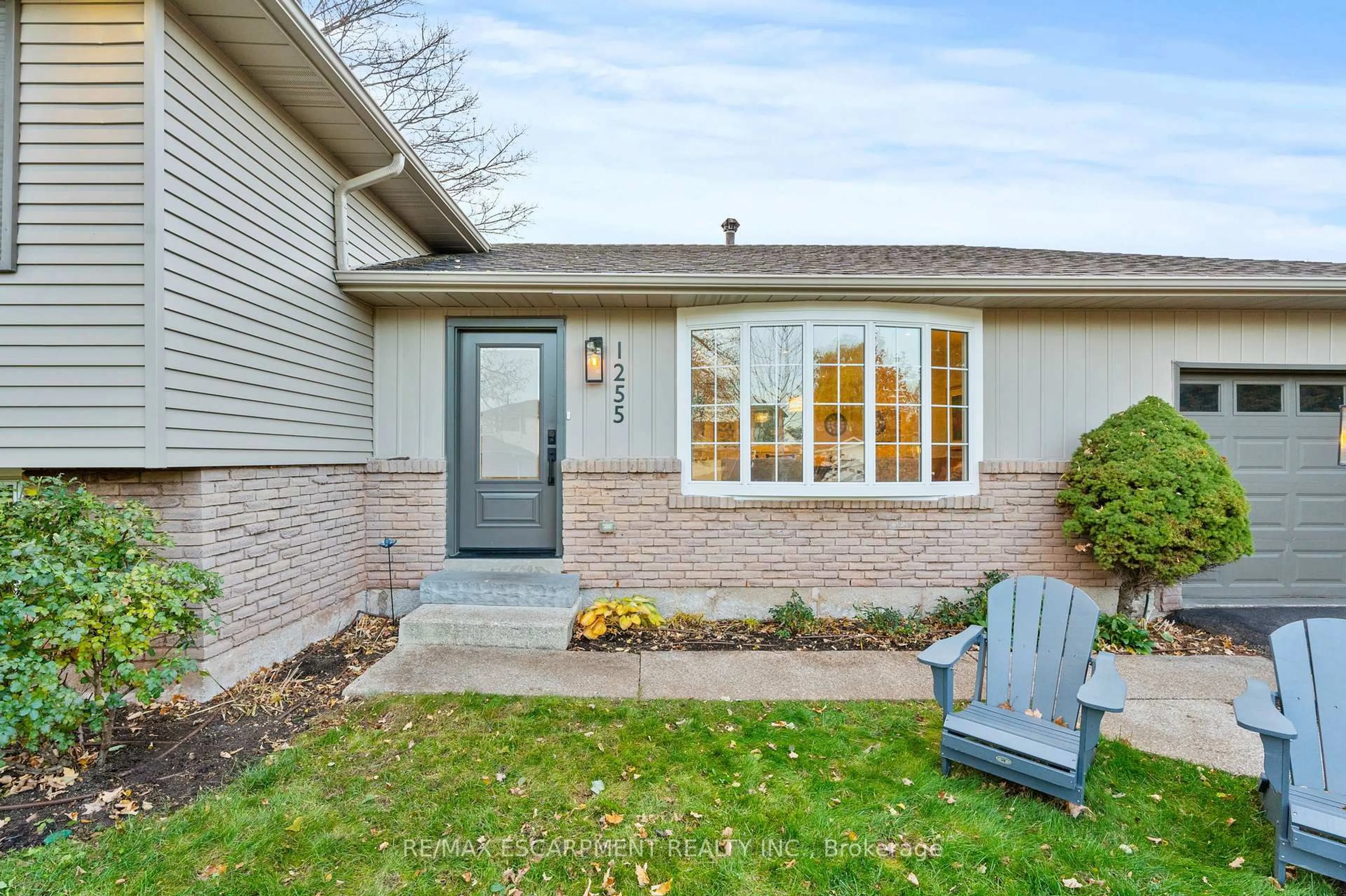 Unknown for 1255 Lakeview Dr, Oakville Ontario L6H 2M9