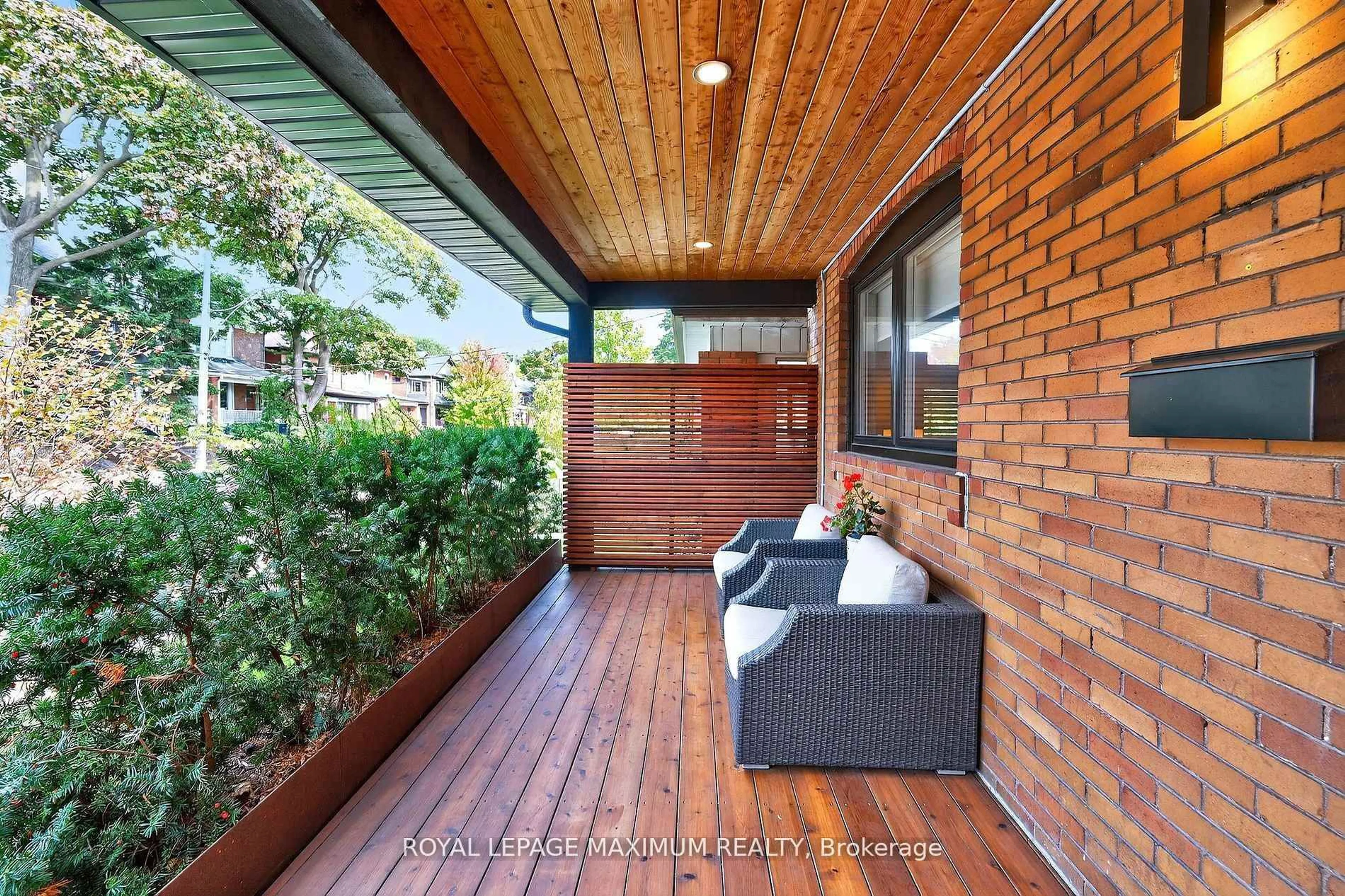 Patio, street for 65 Parkdale Rd, Toronto Ontario M6R 1E3