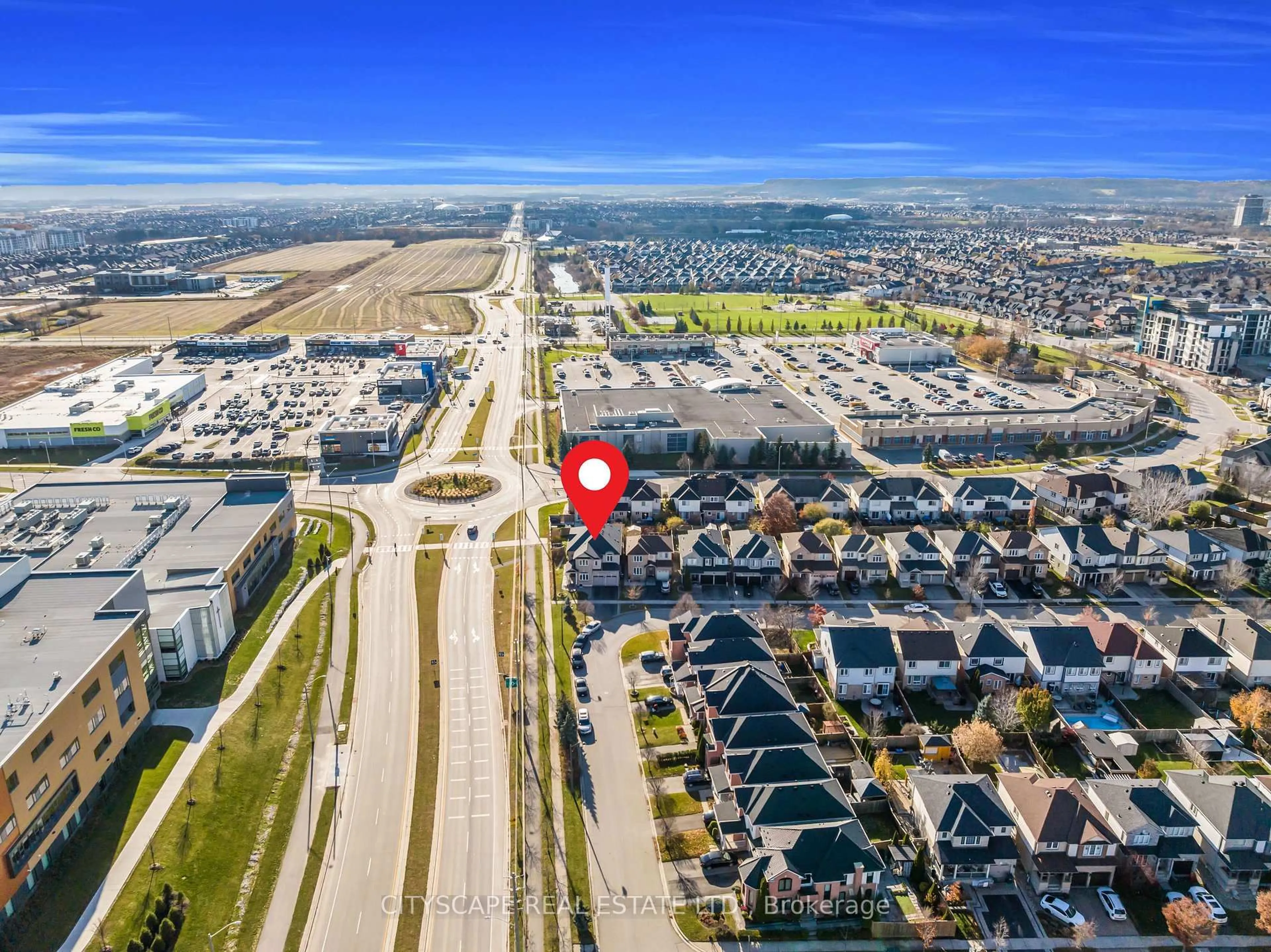 A pic from outside/outdoor area/front of a property/back of a property/a pic from drone, street for 1048 Zimmerman Cres, Milton Ontario L9T 5S6