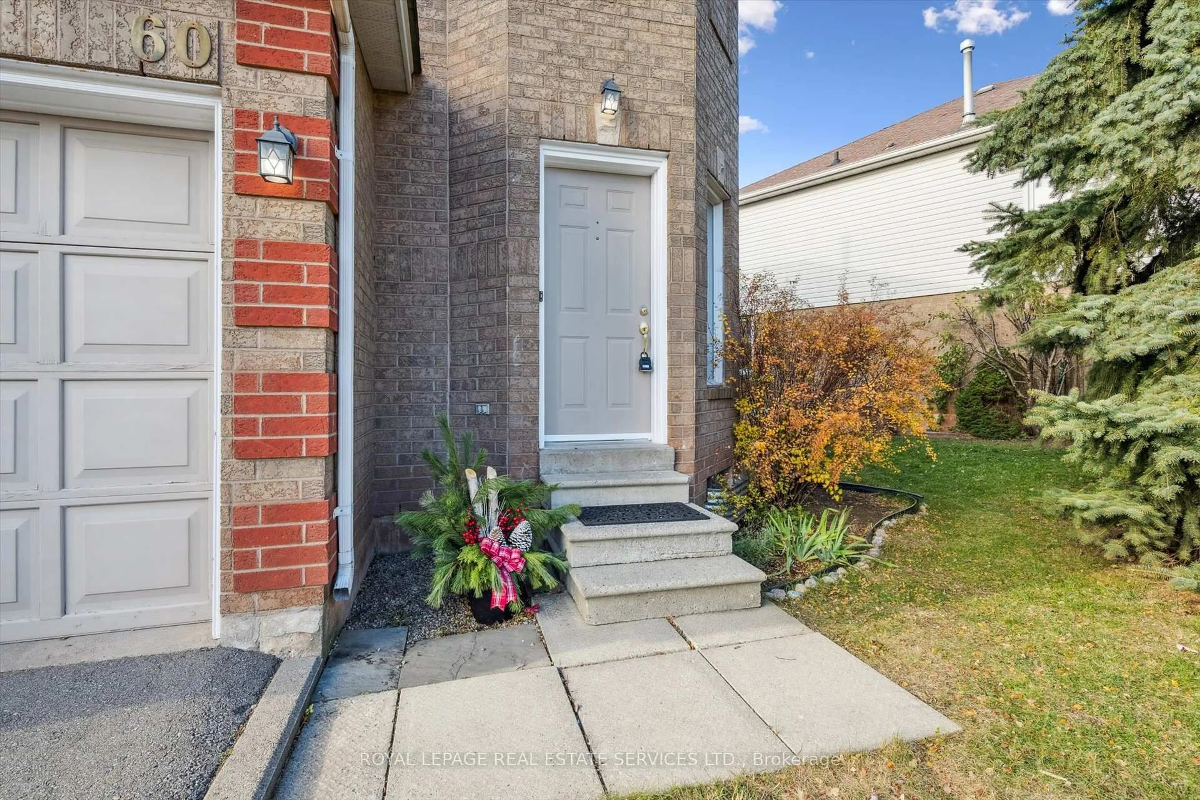 Unknown for 2350 Grand Ravine Dr #60, Oakville Ontario L6H 6E2