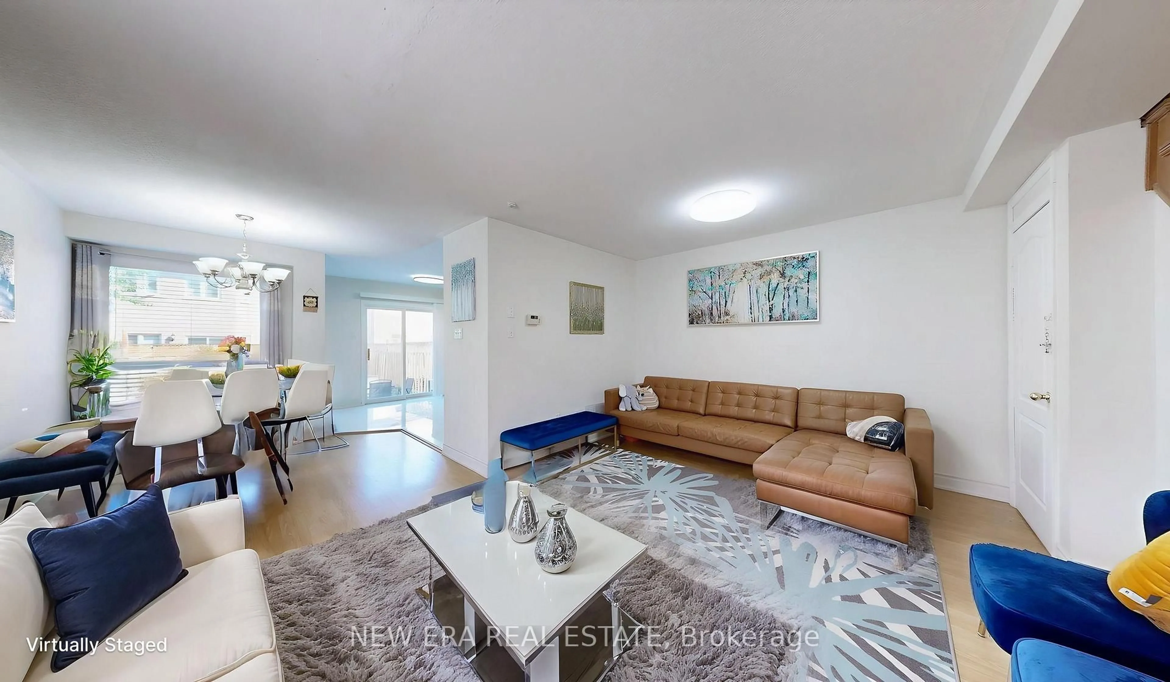 Living room with furniture, unknown for 624 Rossellini Dr, Mississauga Ontario L5W 1M3