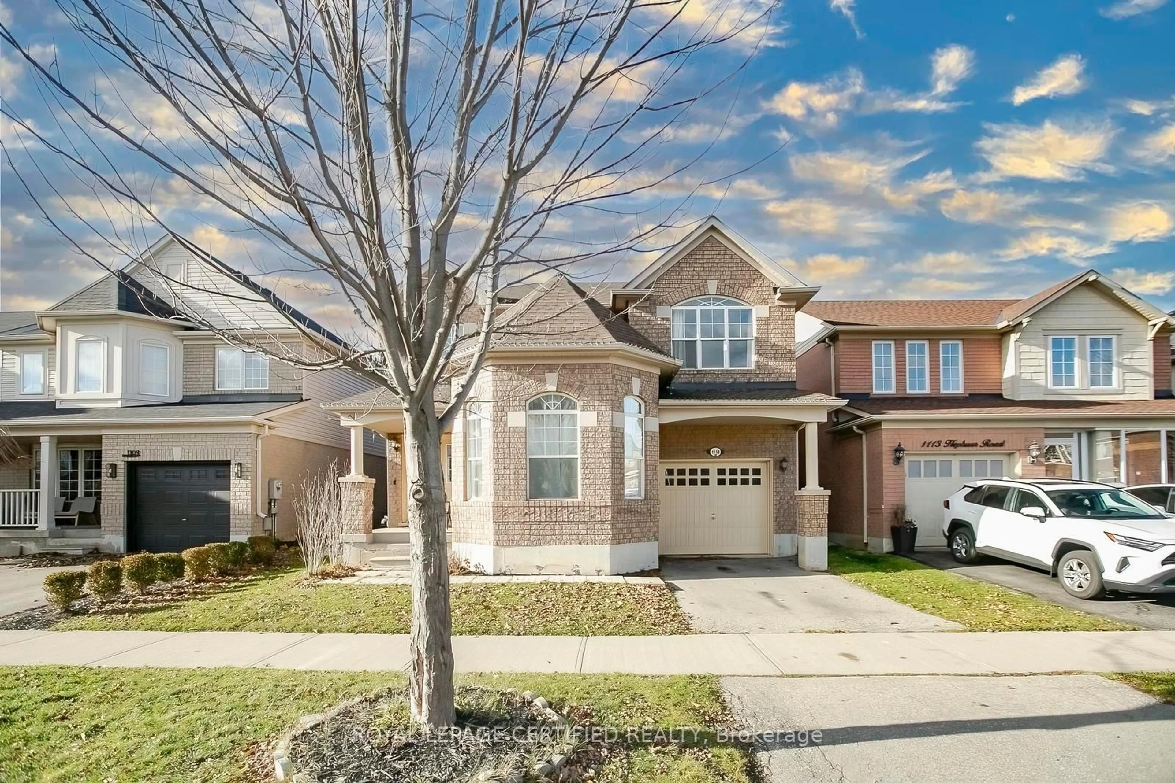 Home with brick exterior material, street for 1111 Hepburn Rd, Milton Ontario L9T 6X5