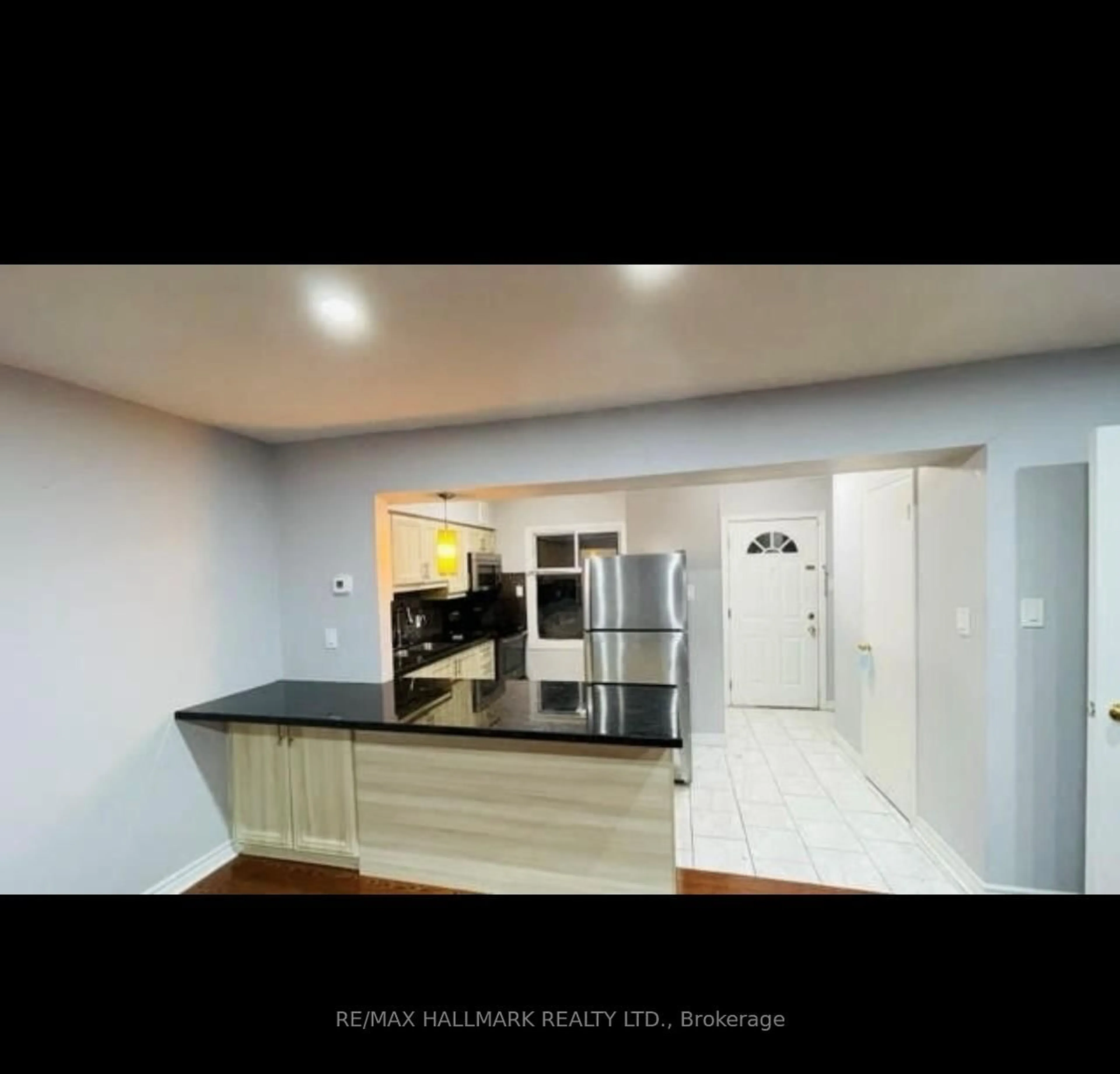 Standard kitchen, unknown for 28 Rexdale Blvd #16, Toronto Ontario M9W 5Z2