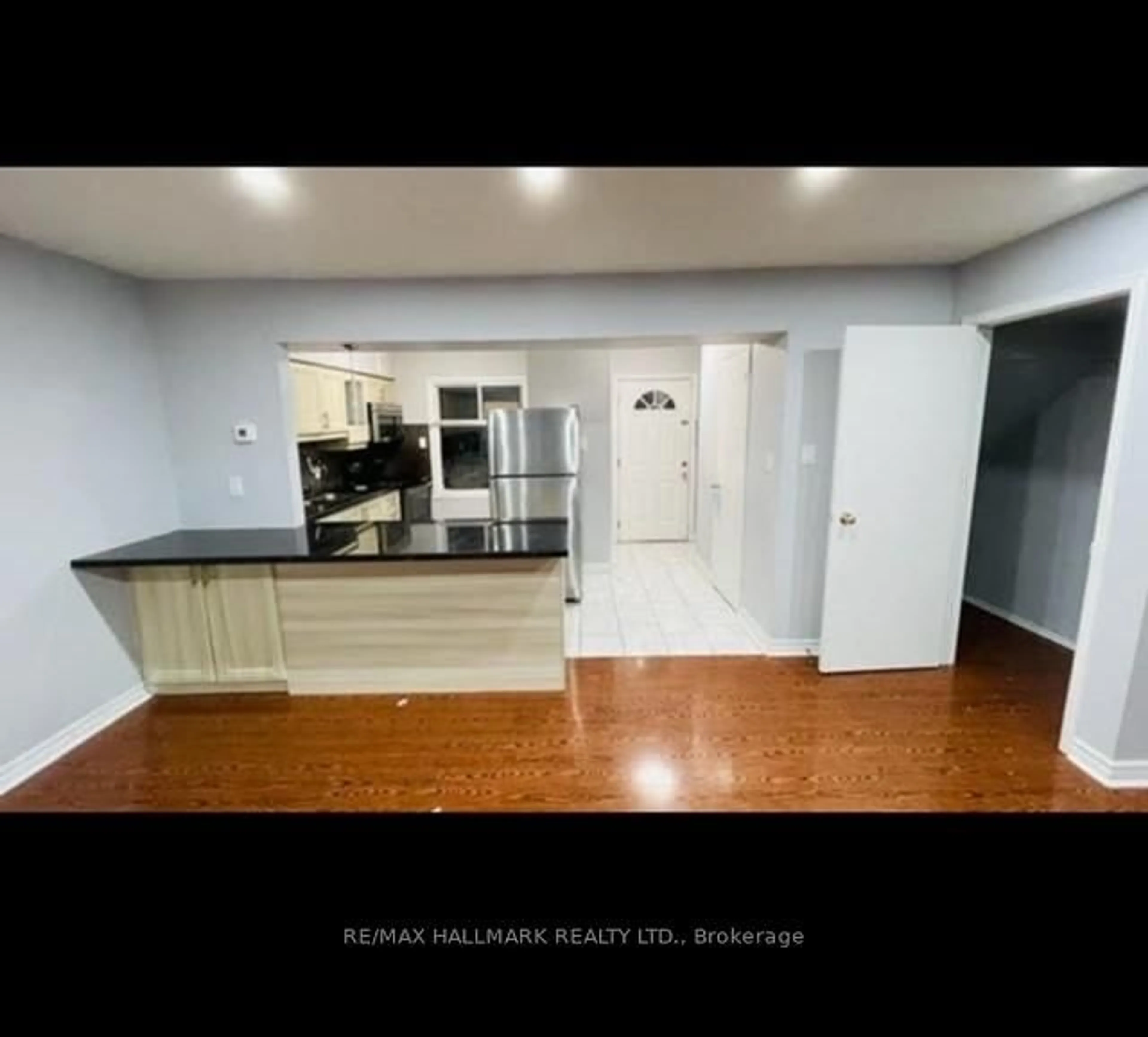 Unknown for 28 Rexdale Blvd #16, Toronto Ontario M9W 5Z2