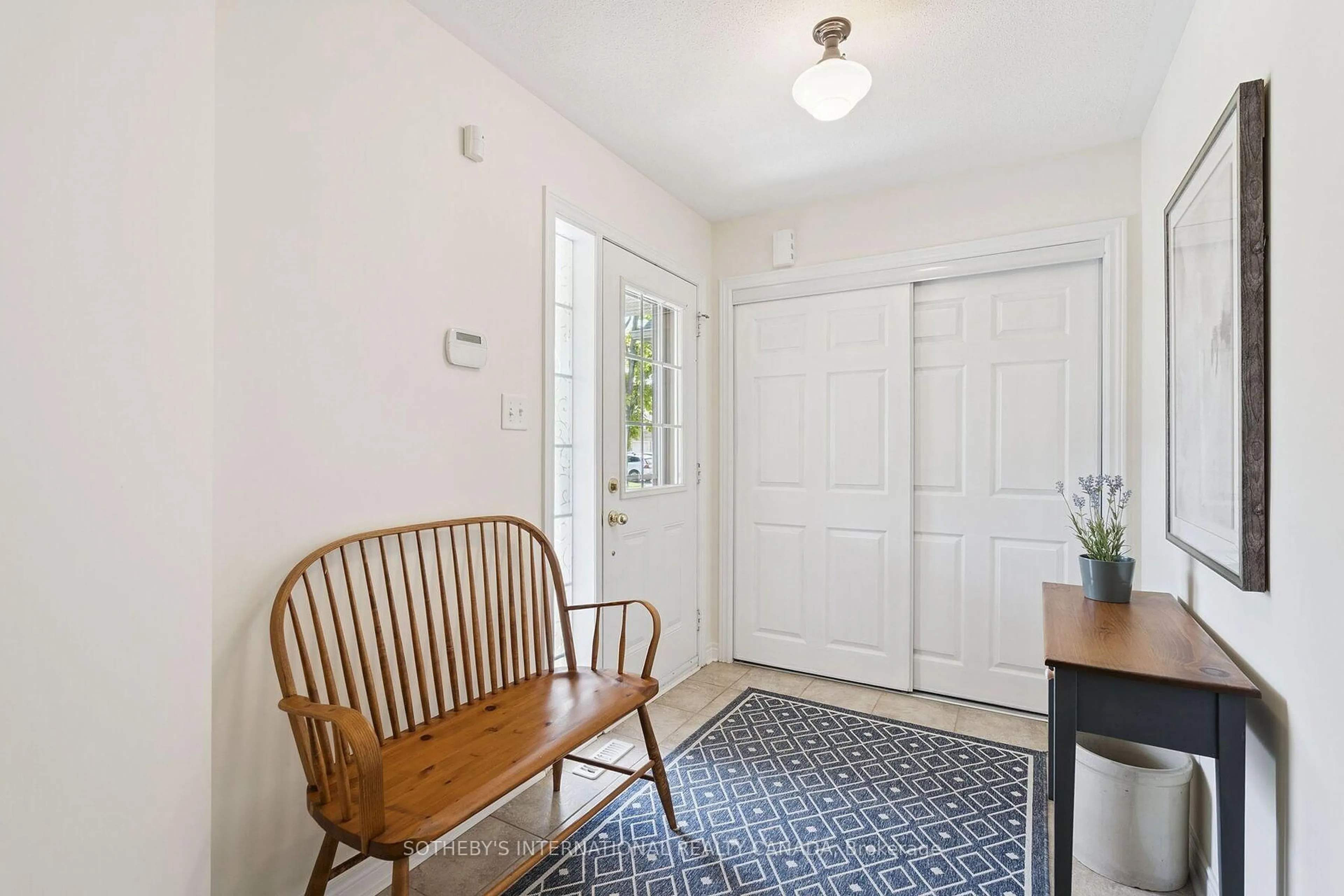 Indoor entryway for 12 Fairvalley St, Brampton Ontario L6R 0S3