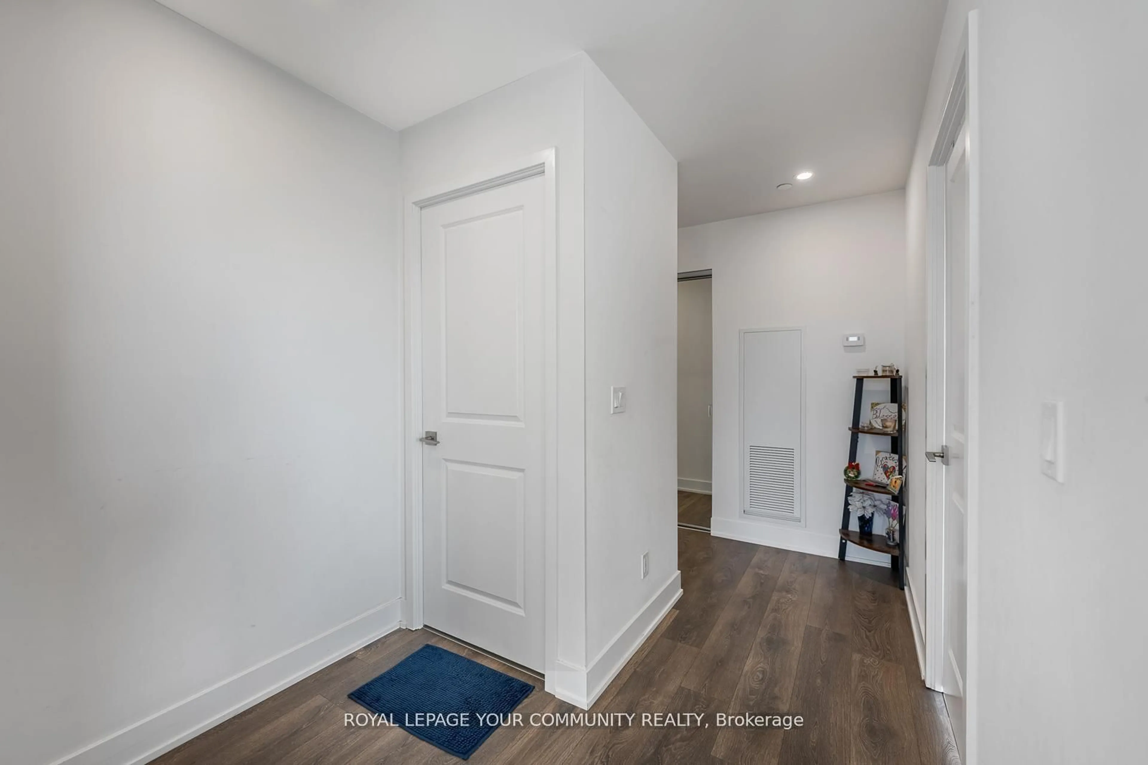 Unknown for 297 Oak Walk Dr #604, Oakville Ontario L6H 3R6