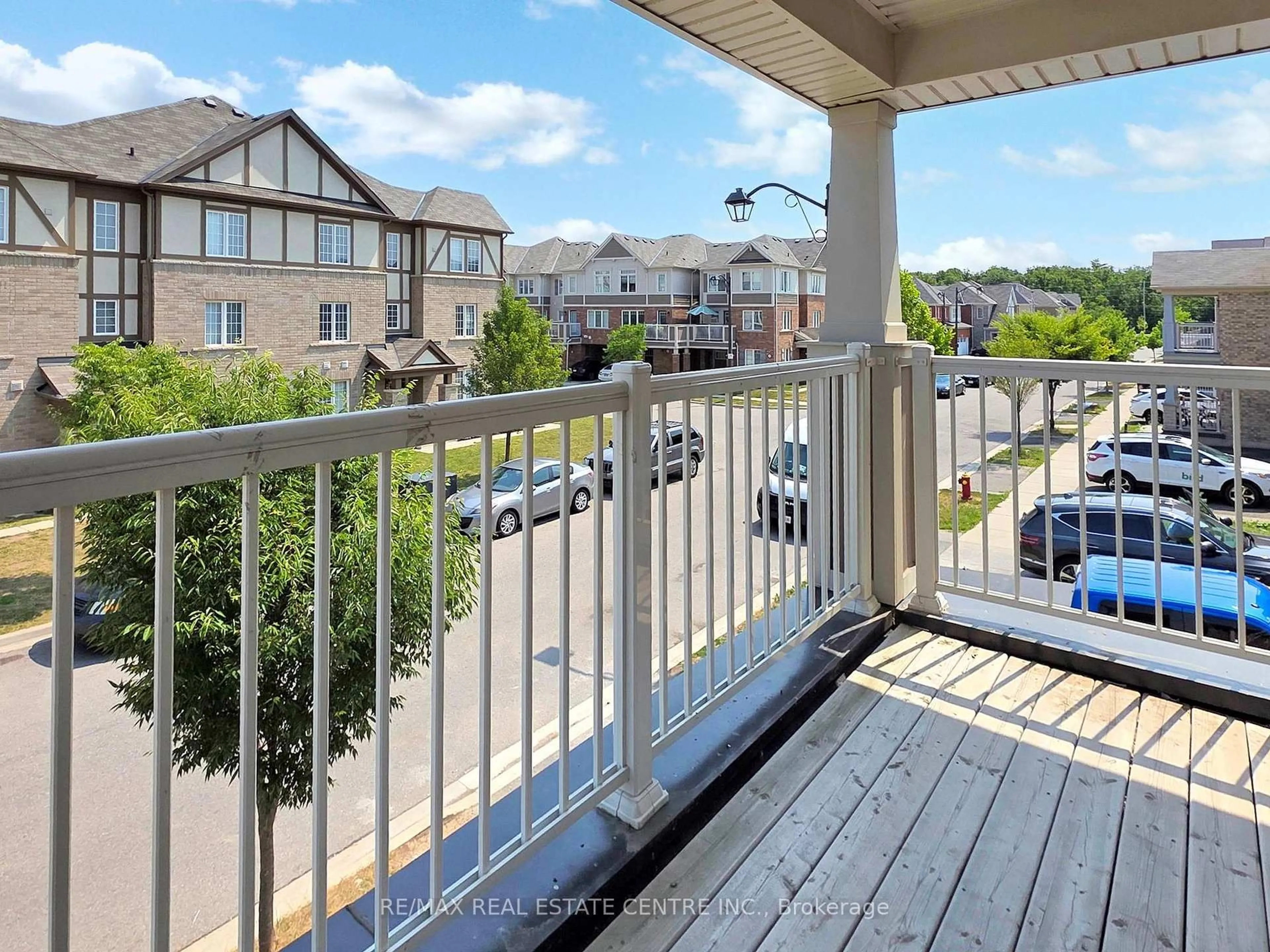 Balcony in the apartment, city buildings view from balcony for 1538 Clitherow St, Milton Ontario L9E 0B1