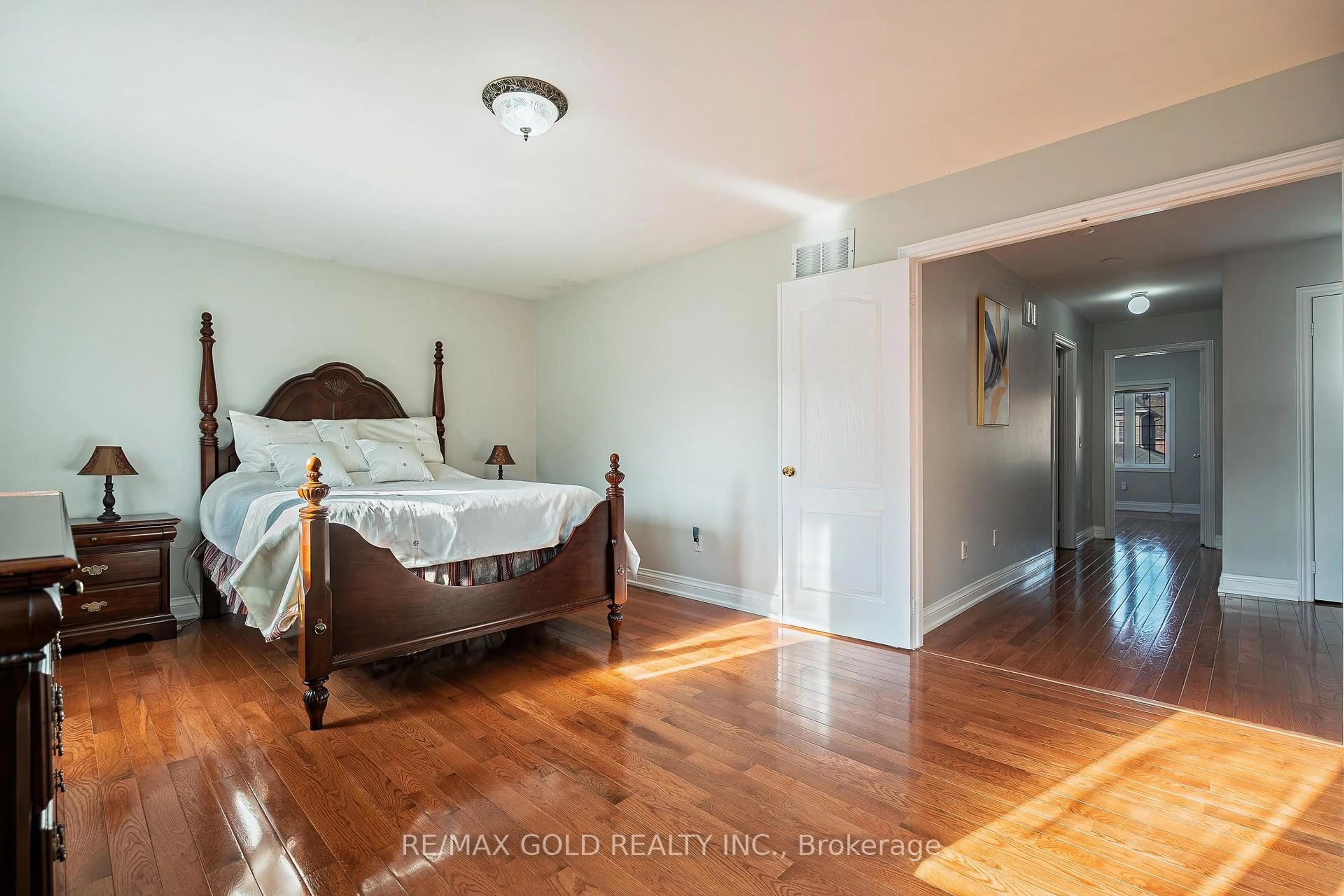 A pic of a room for 19 Rushbrook Dr, Brampton Ontario L6P 1E4