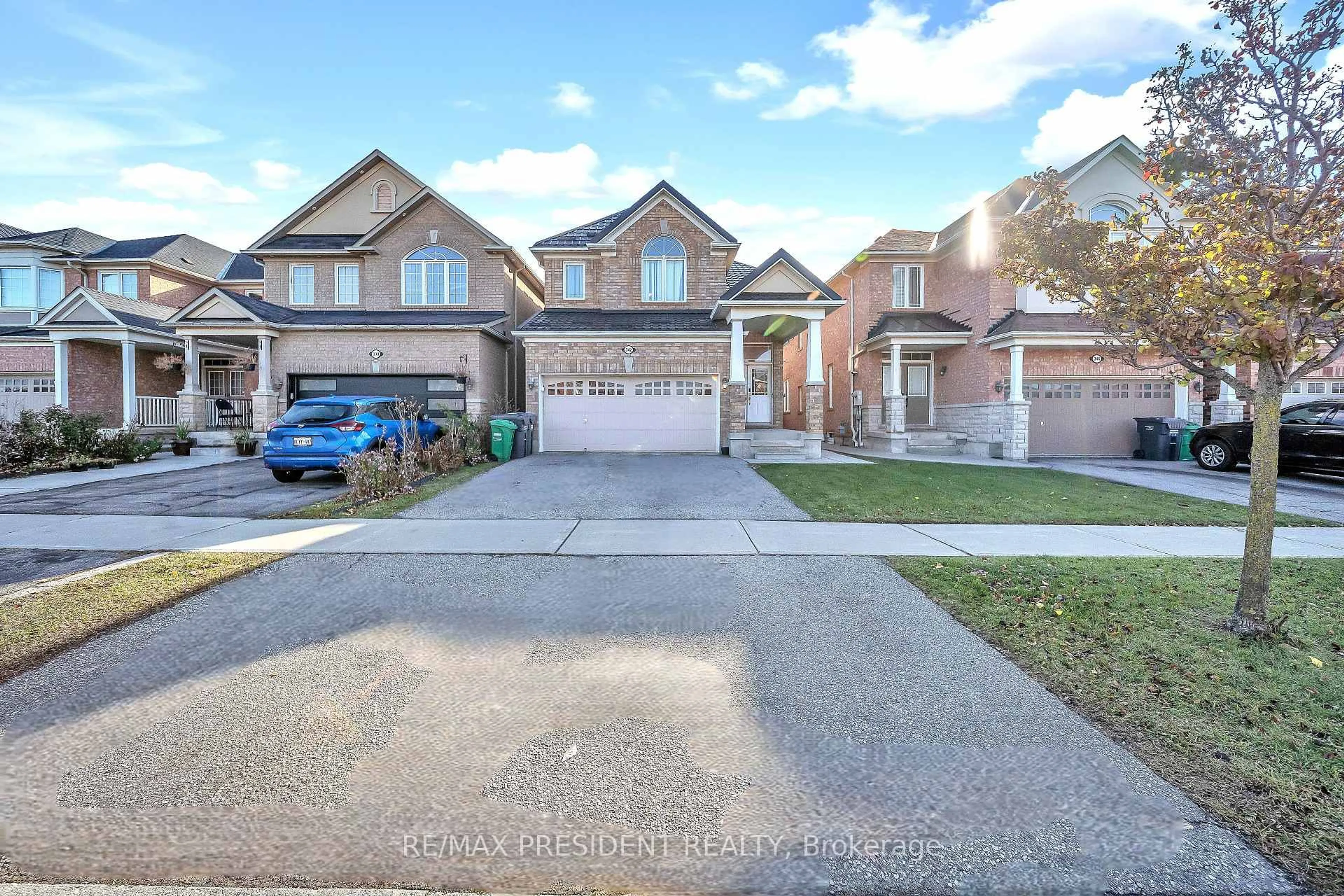 Unknown for 342 Panhellenic Dr, Mississauga Ontario L5W 0B9