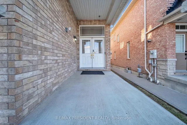 342 Panhellenic Dr, Mississauga 5