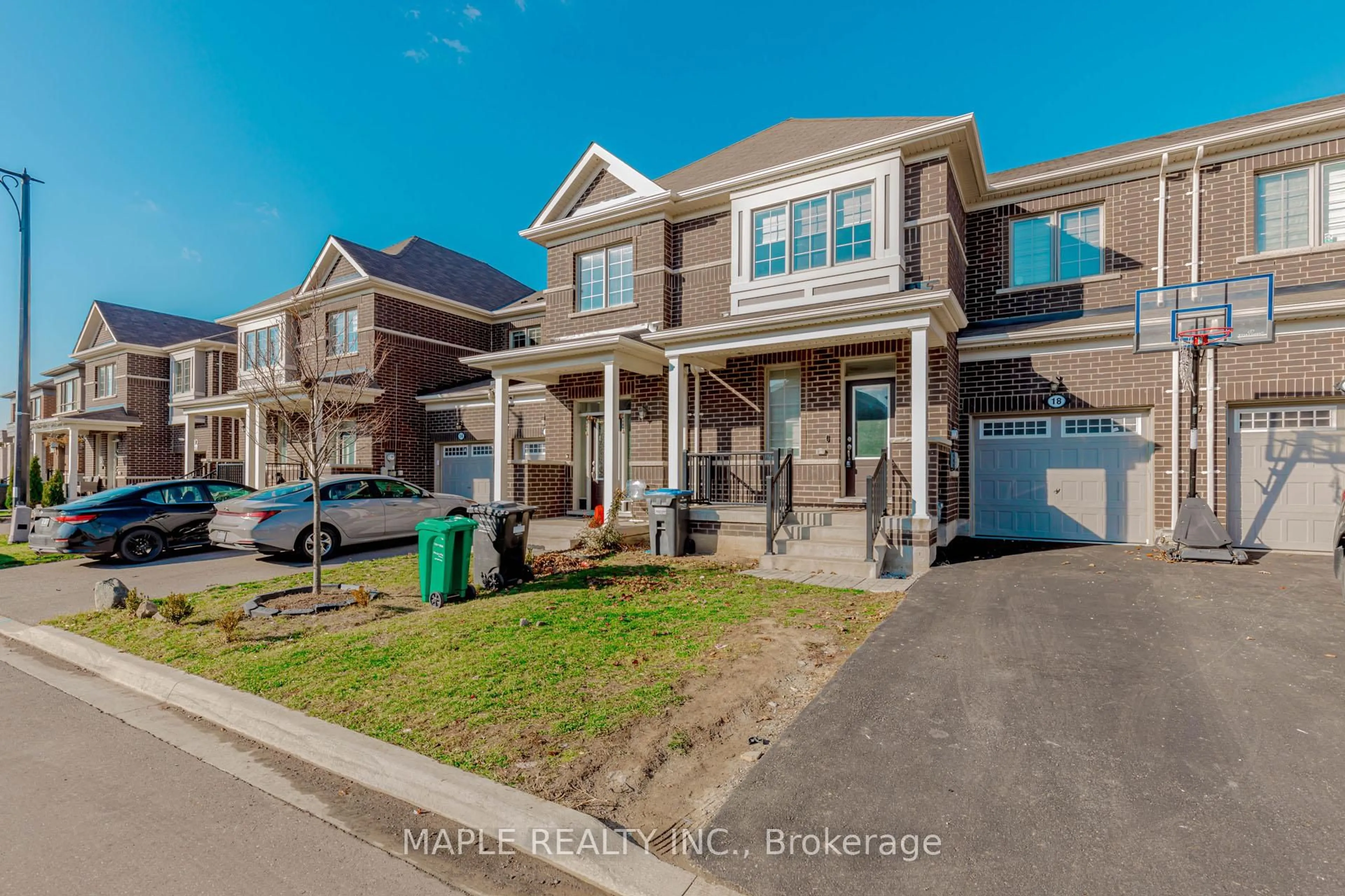 Home with brick exterior material, street for 18 Boothill Dr, Brampton Ontario L7A 5E6