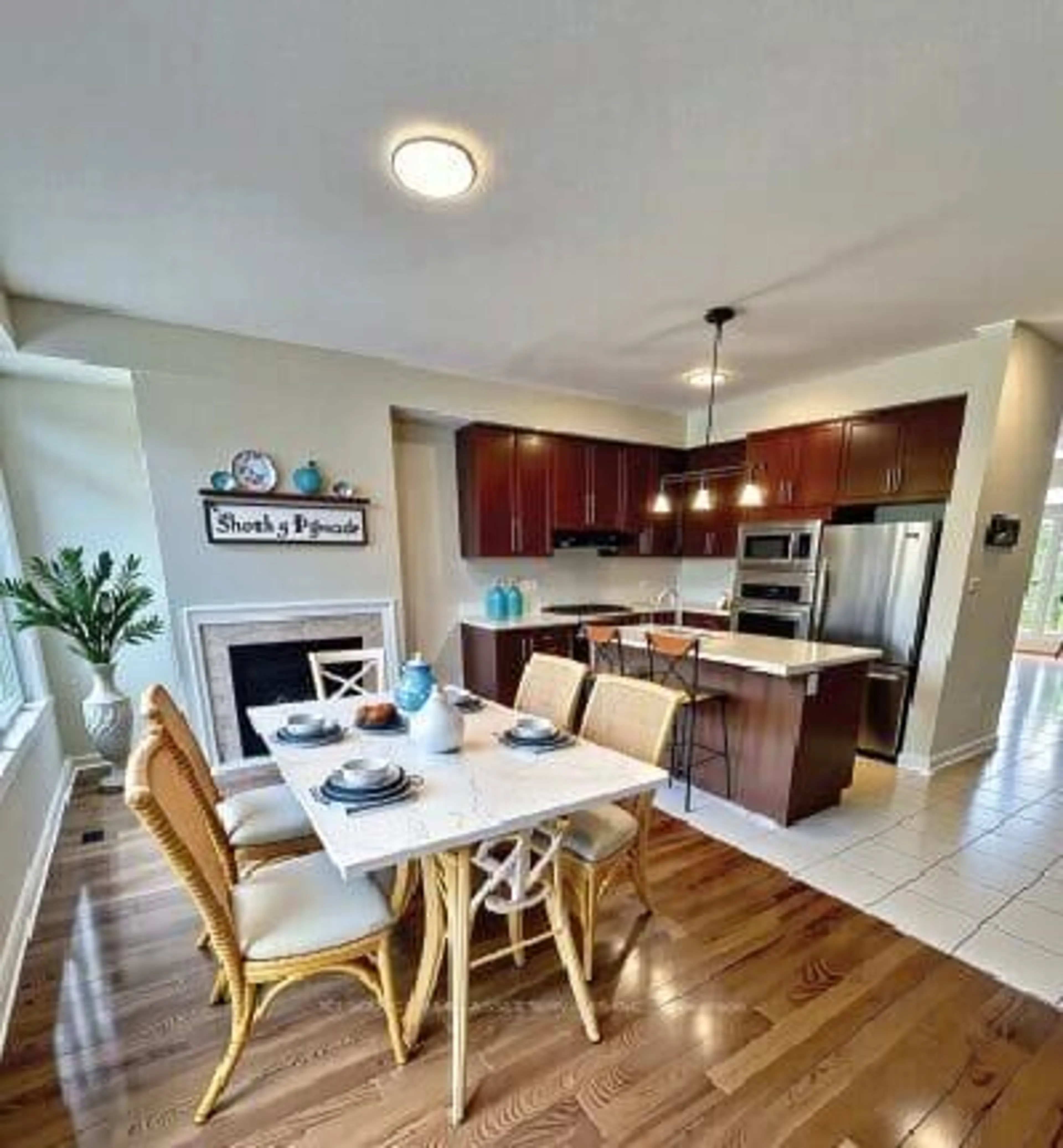 Open concept kitchen, unknown for 3215 Thomas St #4, Mississauga Ontario L5M 0M2