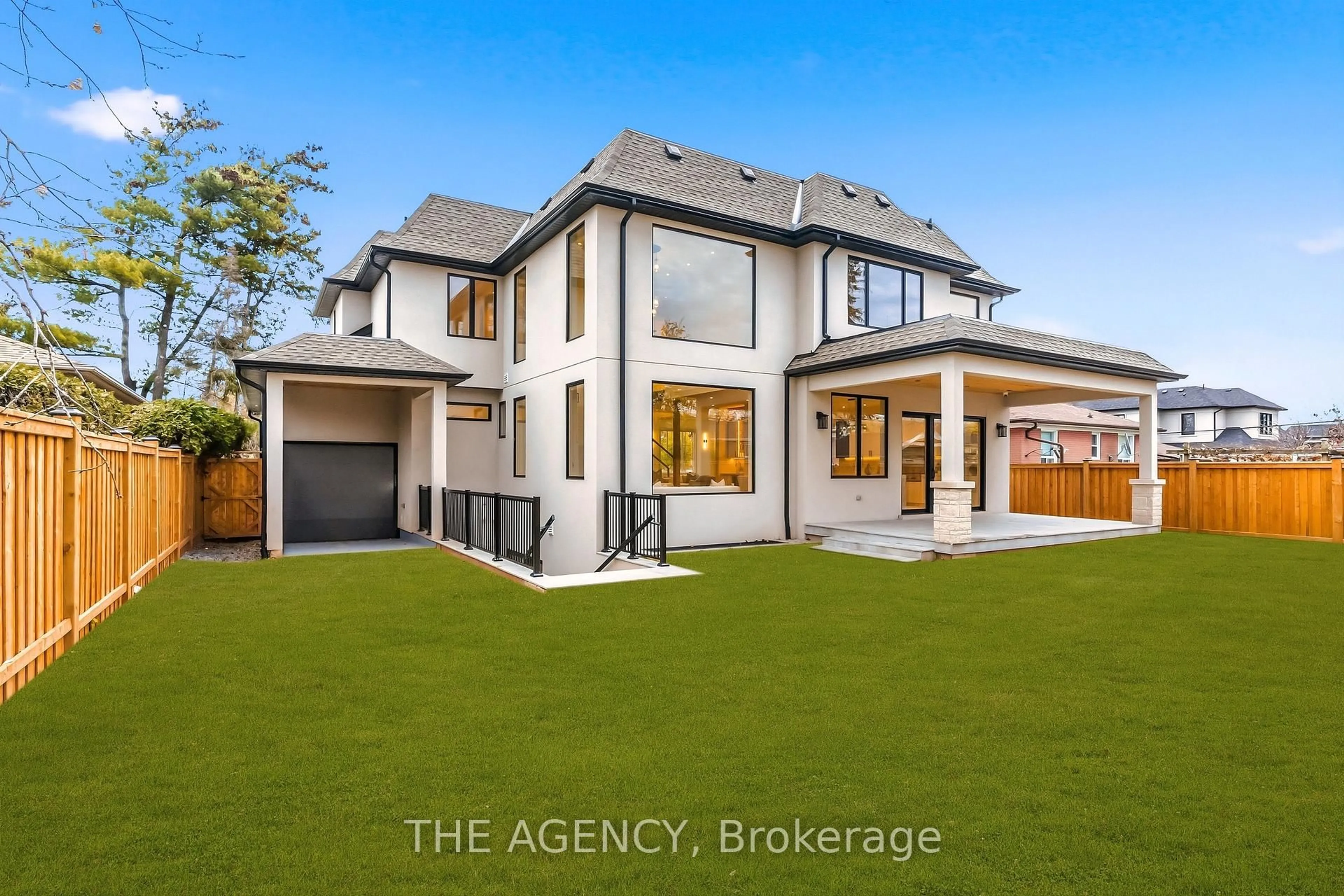 Unknown for 512 Weynway Crt, Oakville Ontario L6L 4G7