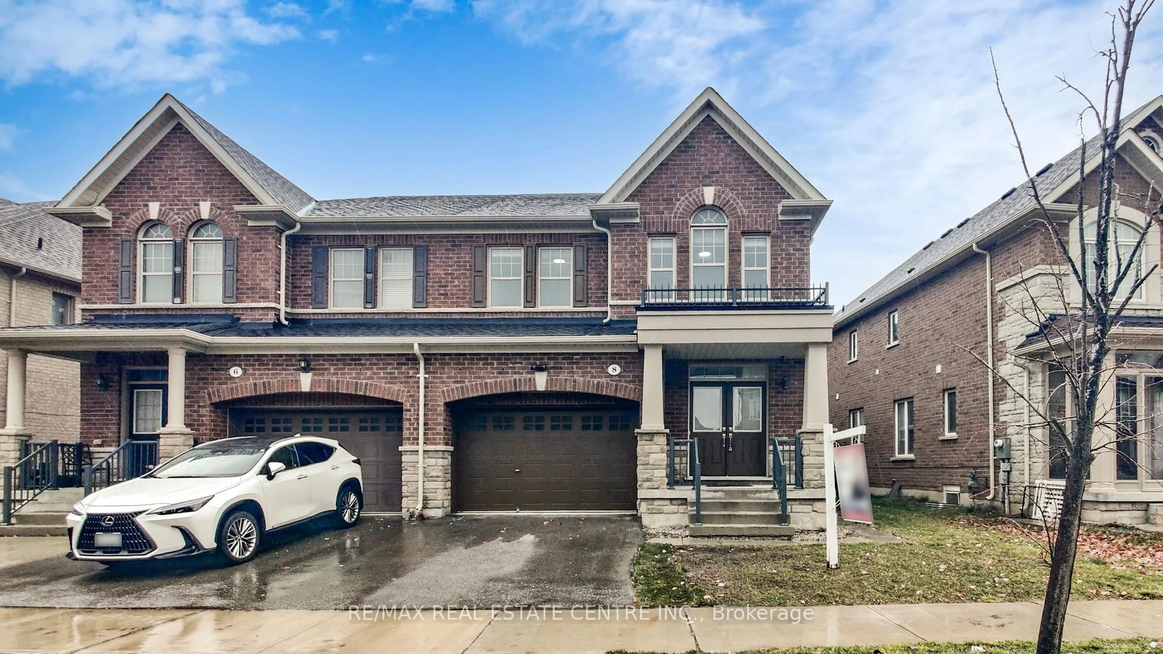 Home with brick exterior material, street for 8 Rangemore Rd, Brampton Ontario L7A 0B2