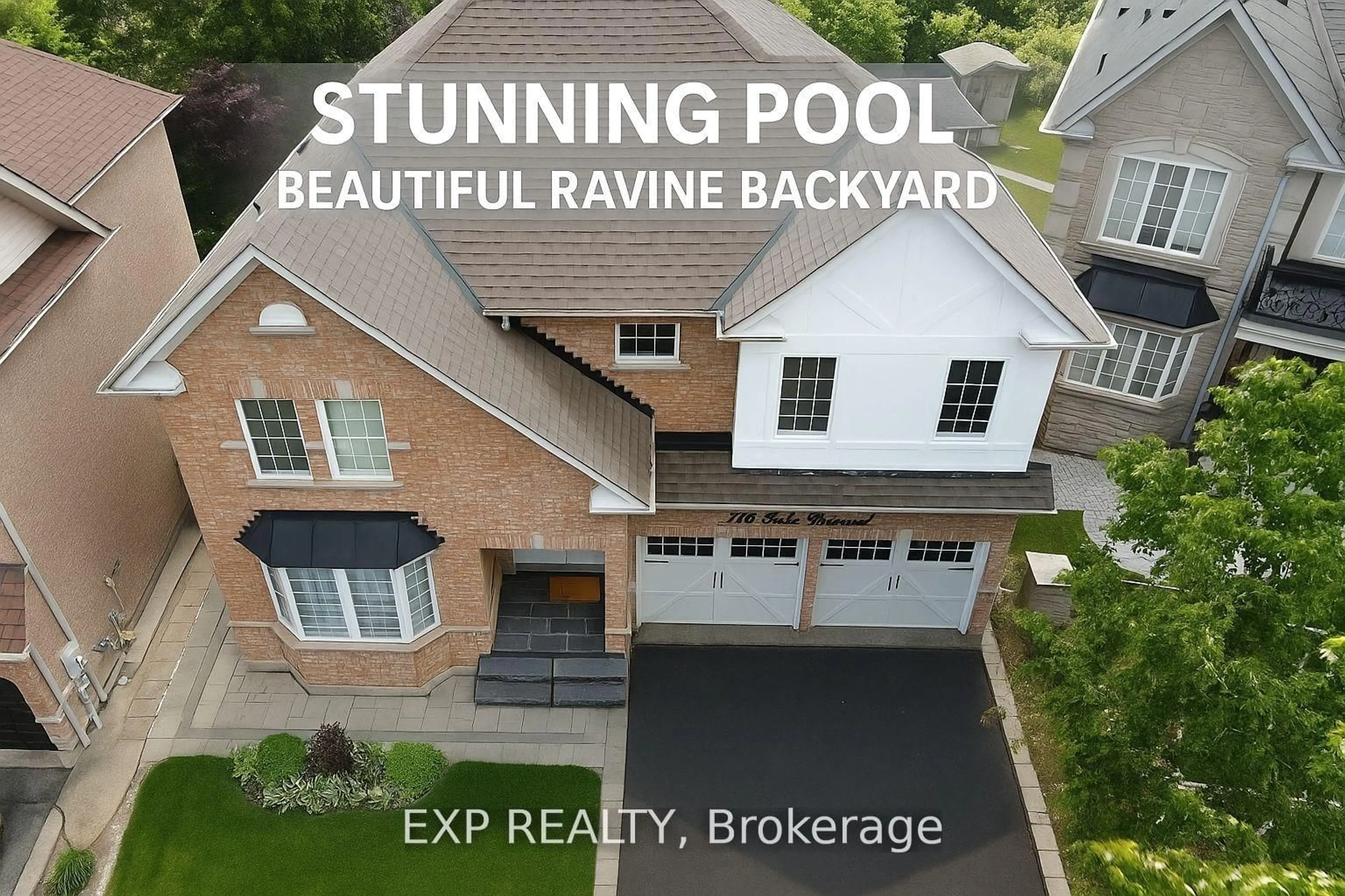 A pic from outside/outdoor area/front of a property/back of a property/a pic from drone, building for 100 Dells Cres, Brampton Ontario L7A 2X1