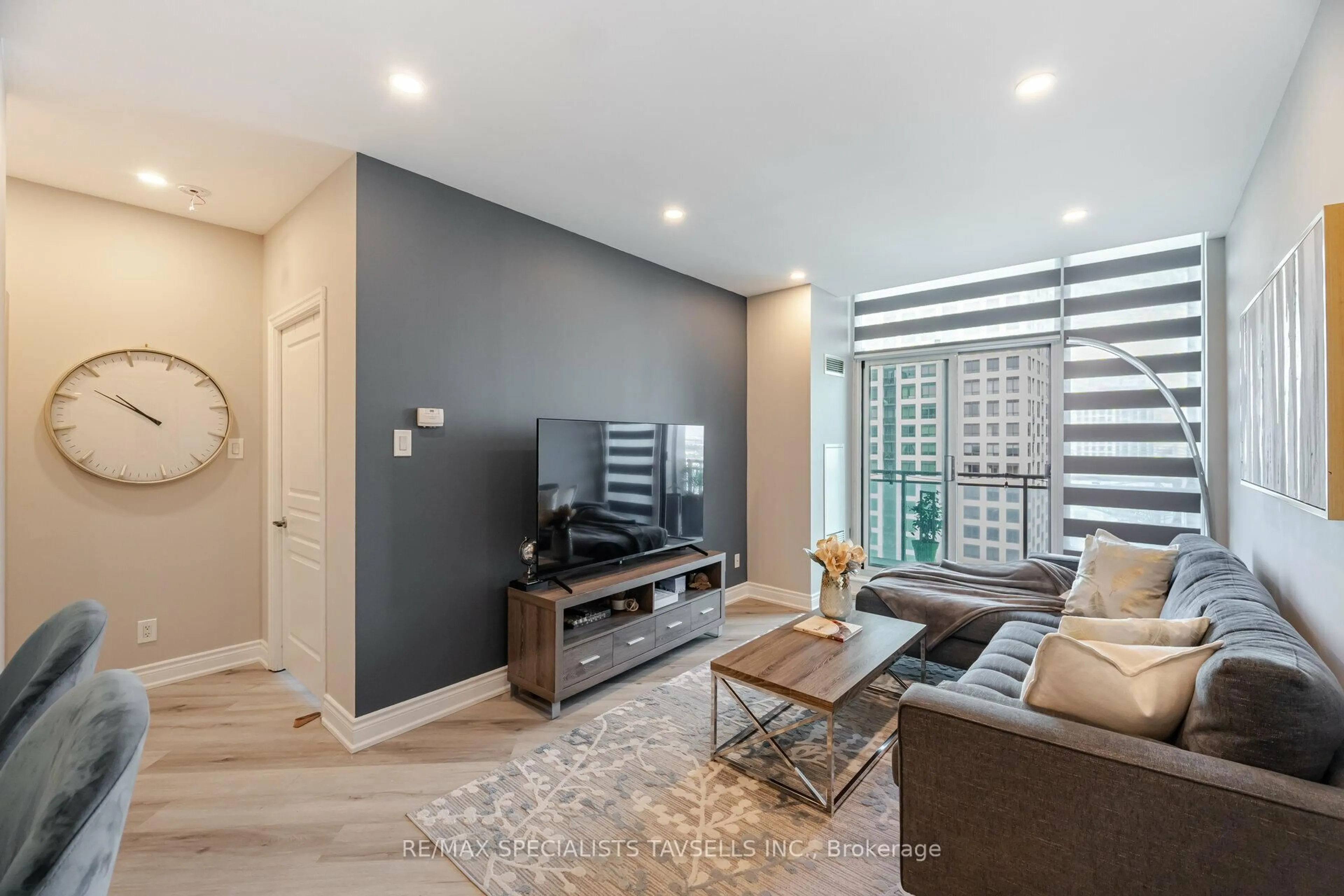 Living room with furniture, unknown for 3515 Kariya Dr #3301, Mississauga Ontario L5B 0C1