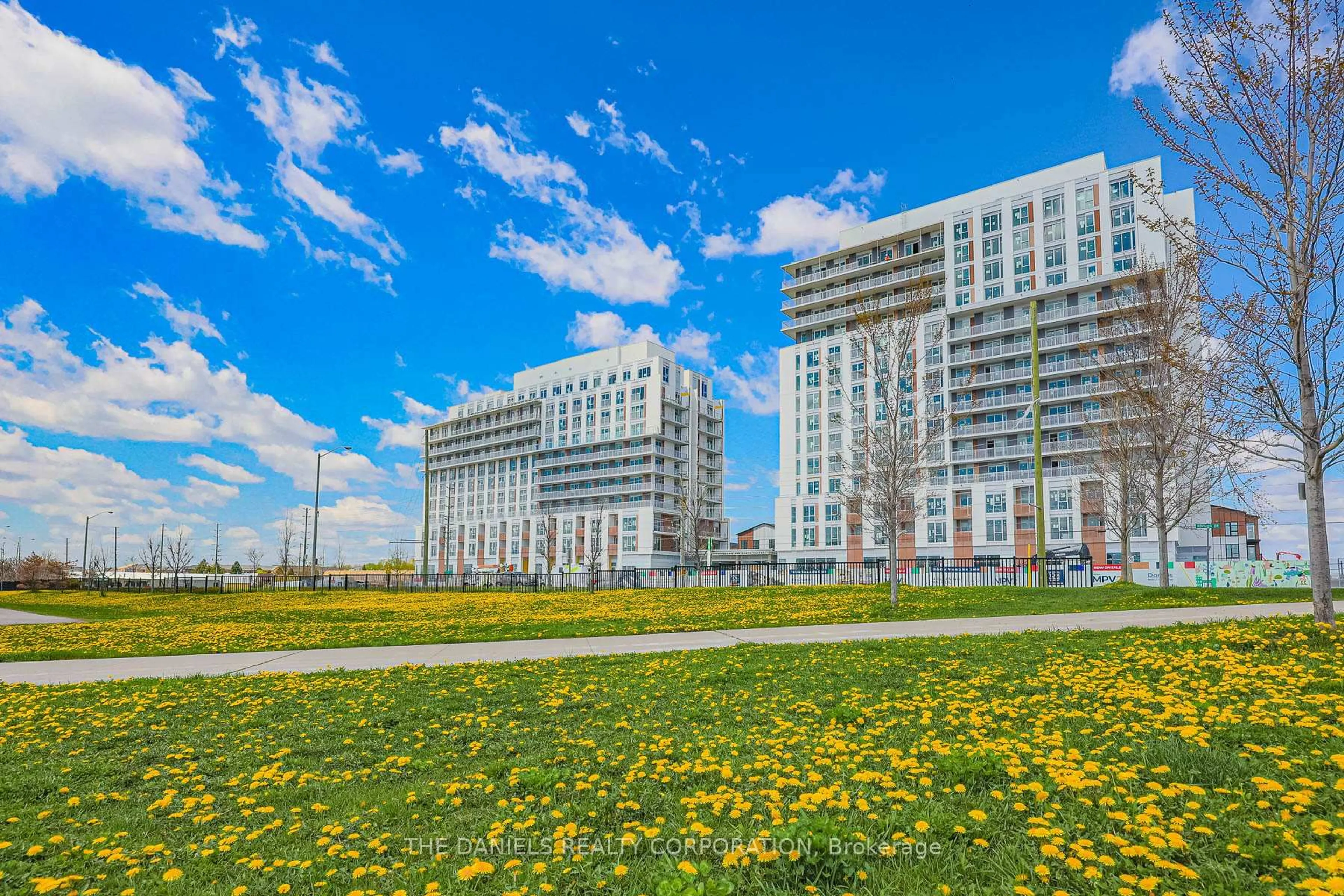 Patio, building for 20 All Nations Dr #1203, Brampton Ontario L7A 0H8