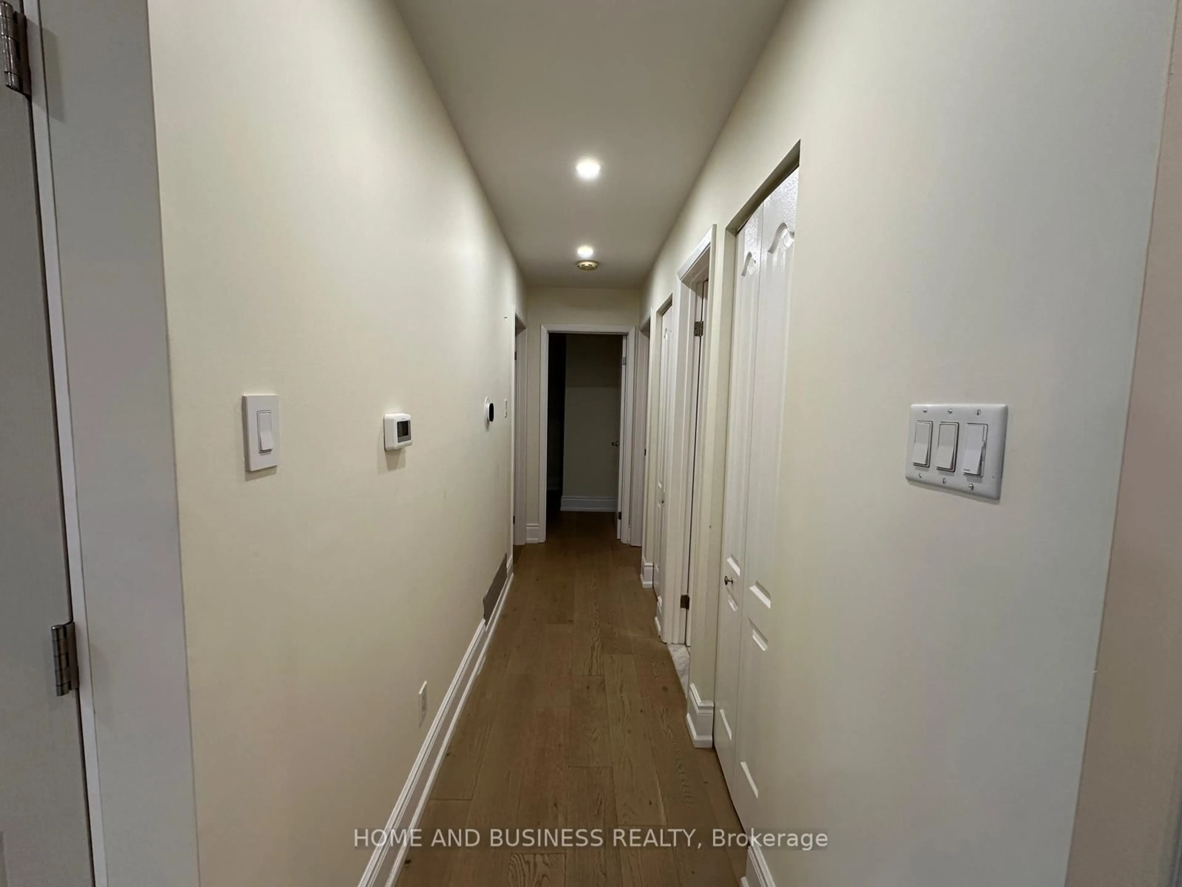 A pic of a room for 22 Duncannon Cres, Brampton Ontario L6T 3G1