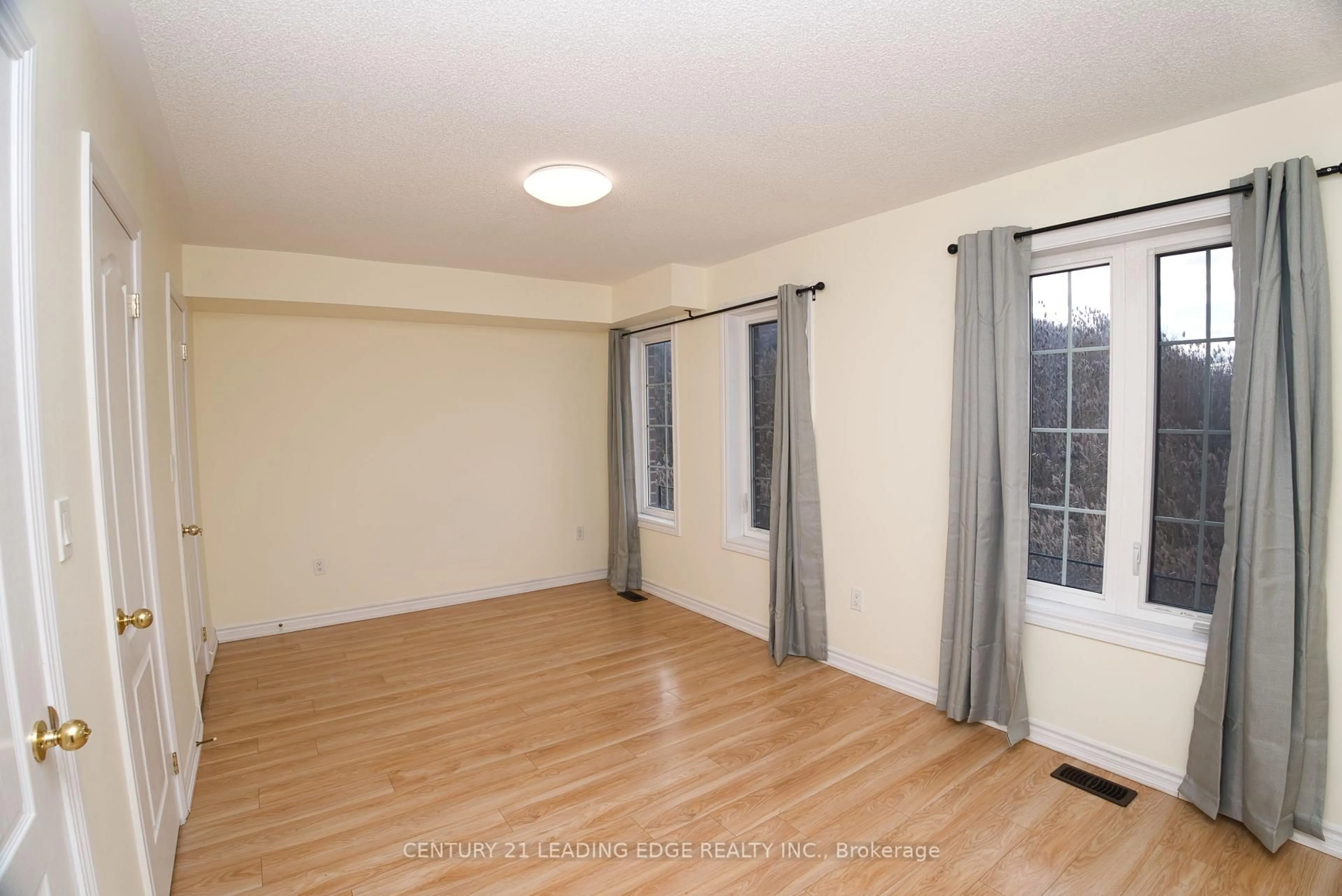 A pic of a room for 26 SHIFF Cres, Brampton Ontario L6Z 0H5