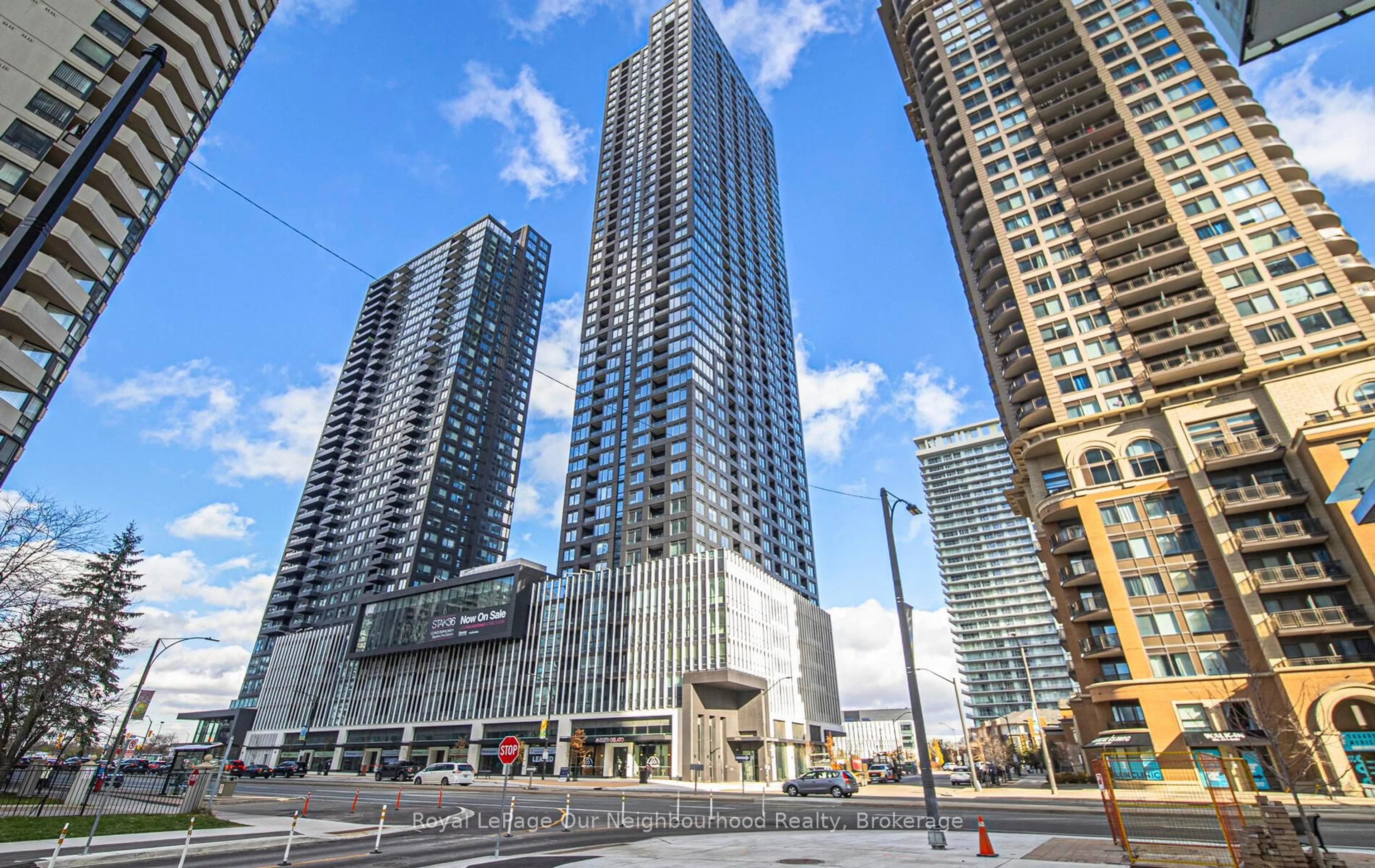 Unknown for 395 Square One Dr #412, Mississauga Ontario L5B 0P6