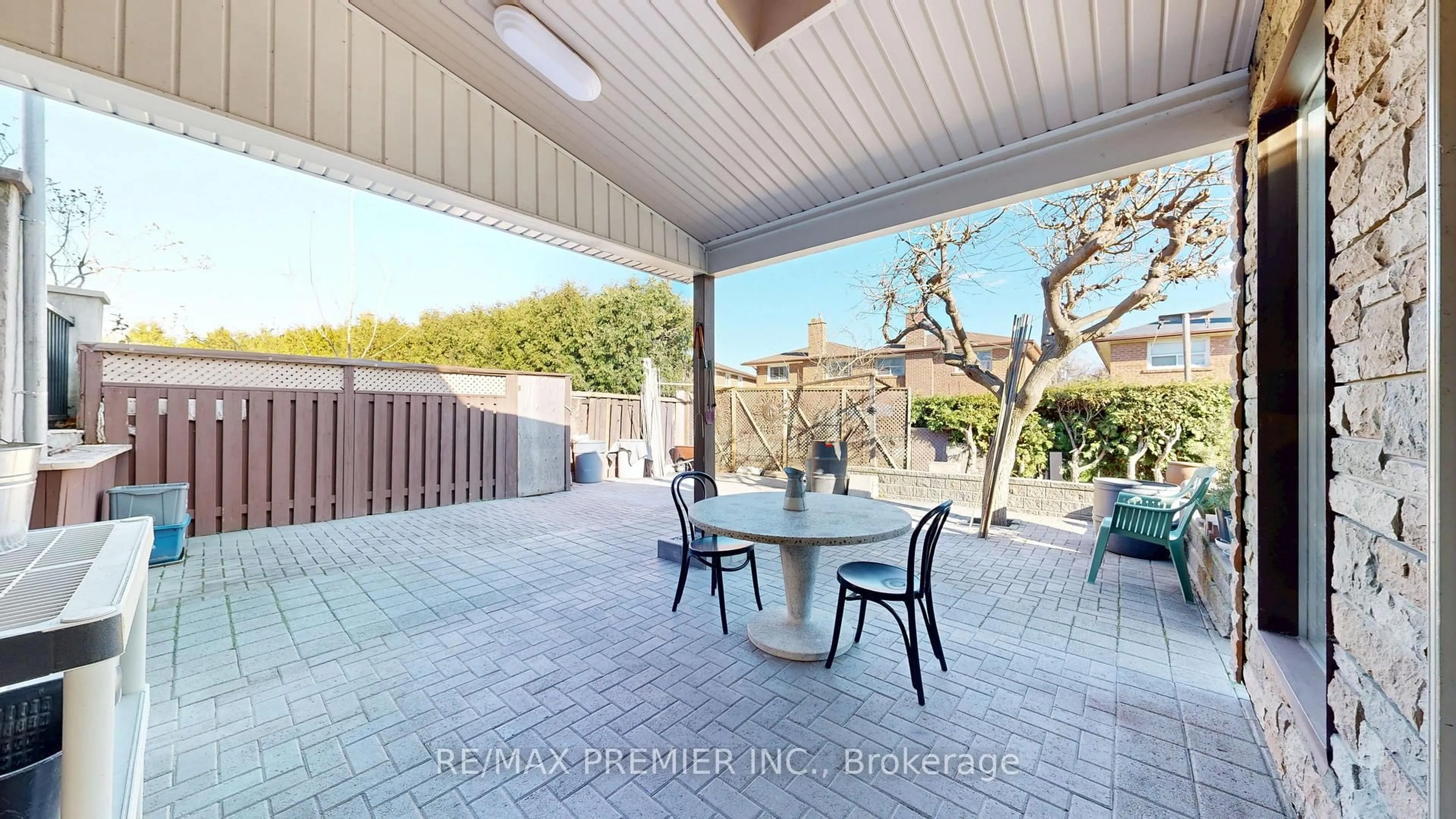 Patio, street for 87 Aviemore Dr, Toronto Ontario M9L 2L9