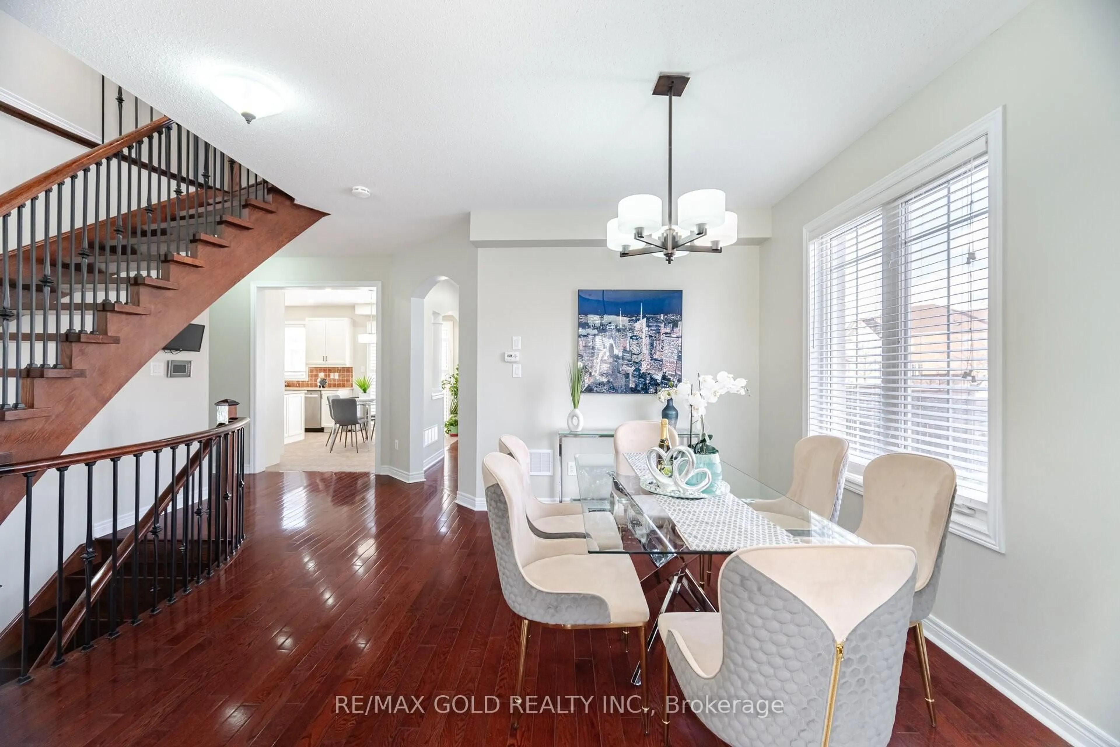 Dining room, unknown for 4 Fanfare Pl, Brampton Ontario L6P 3E2