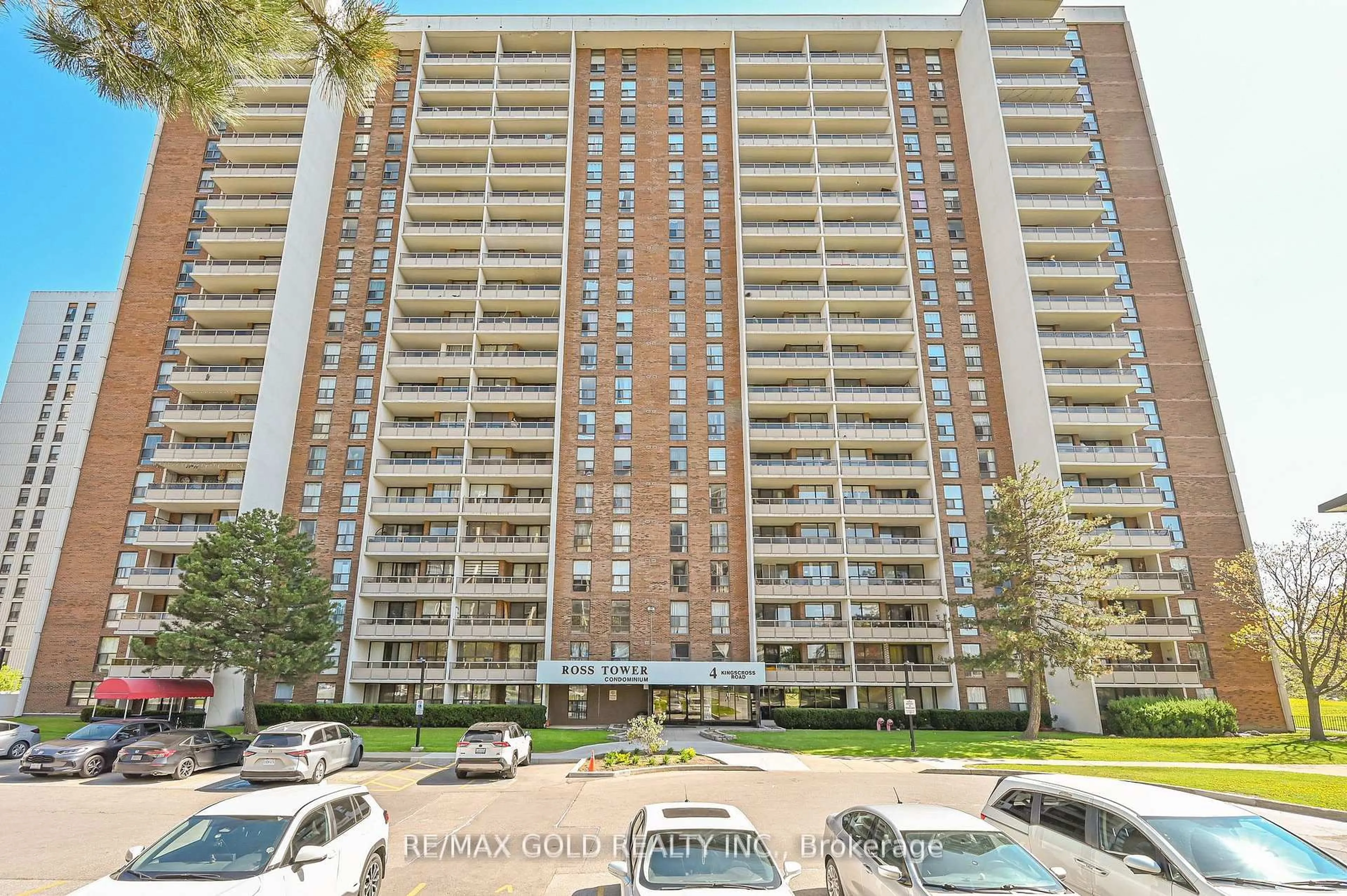 A pic from outside/outdoor area/front of a property/back of a property/a pic from drone, unknown for 4 Kings Cross Rd #1807, Brampton Ontario L6T 3X8