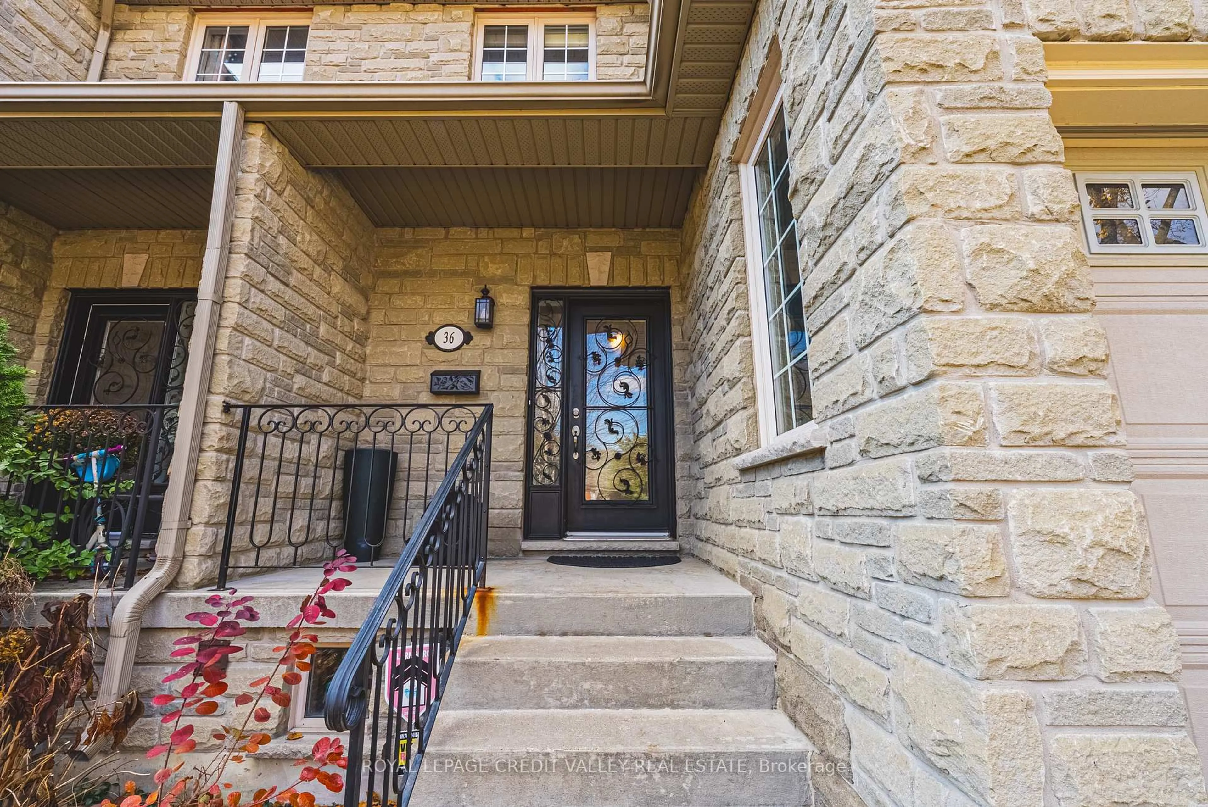 Unknown for 36 Lunness Rd, Toronto Ontario M8W 4M4