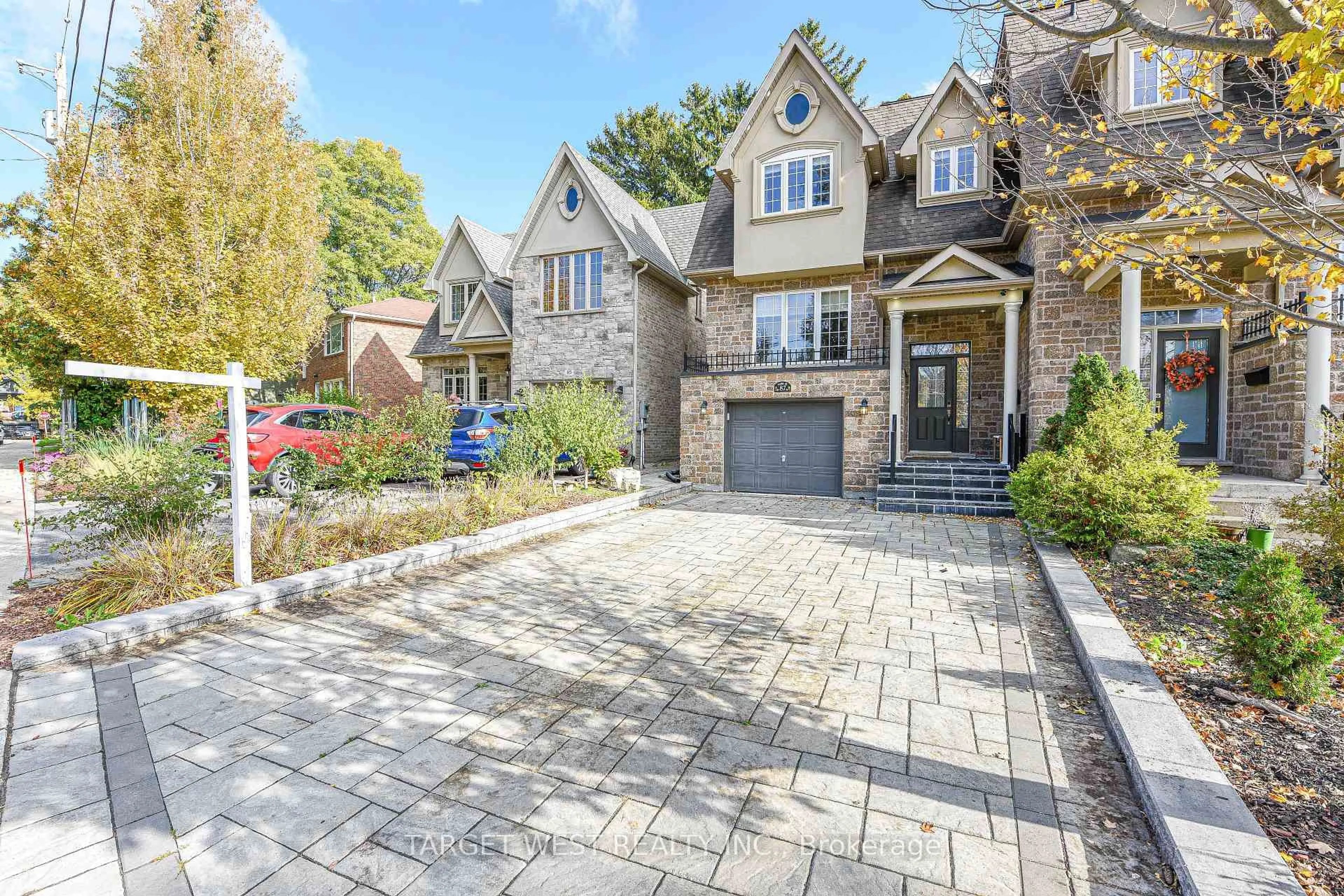 Home with brick exterior material, street for 87 Park St, Mississauga Ontario L5H 1L2