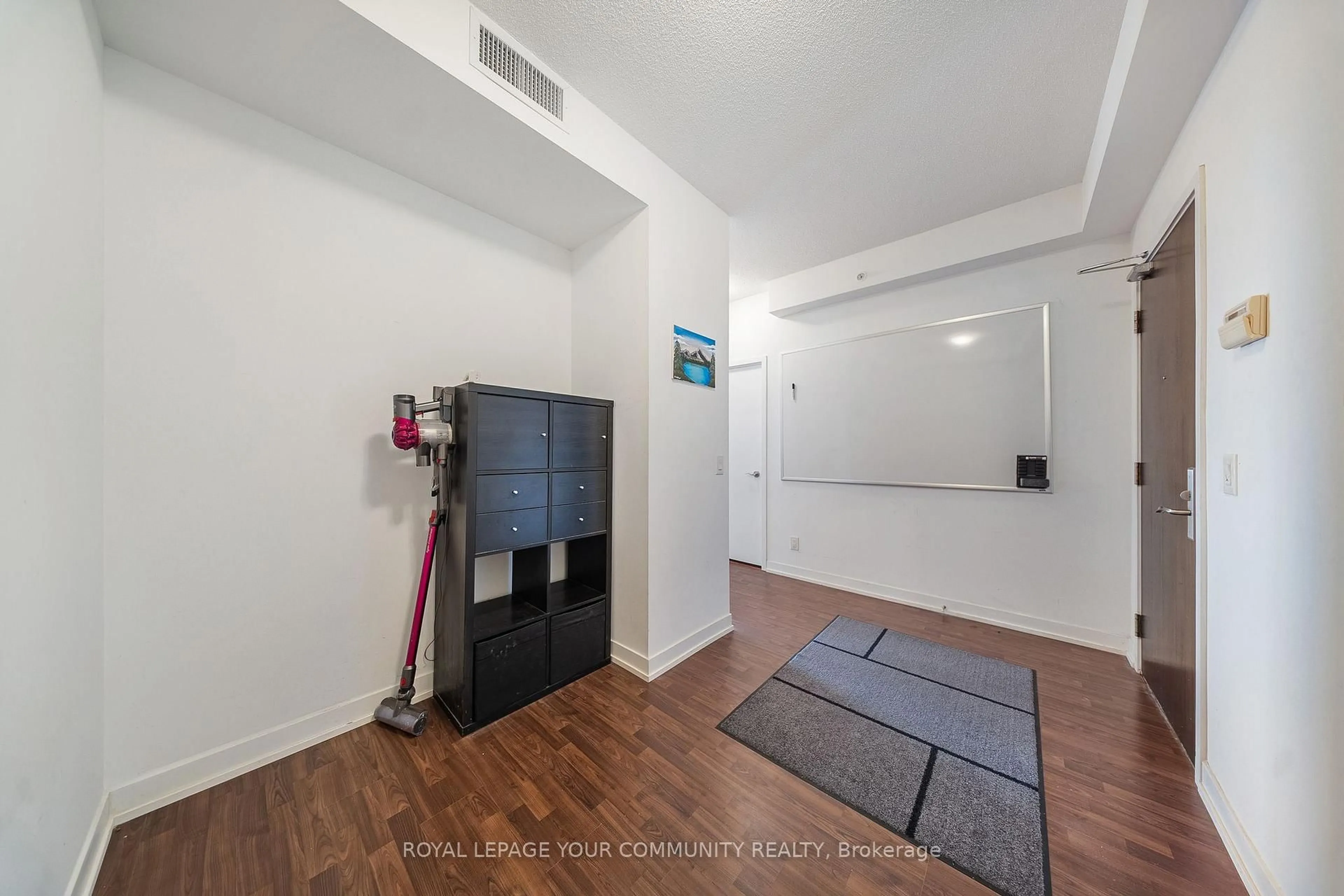 Unknown for 840 Queens Plate Dr #510, Toronto Ontario M9W 0E7