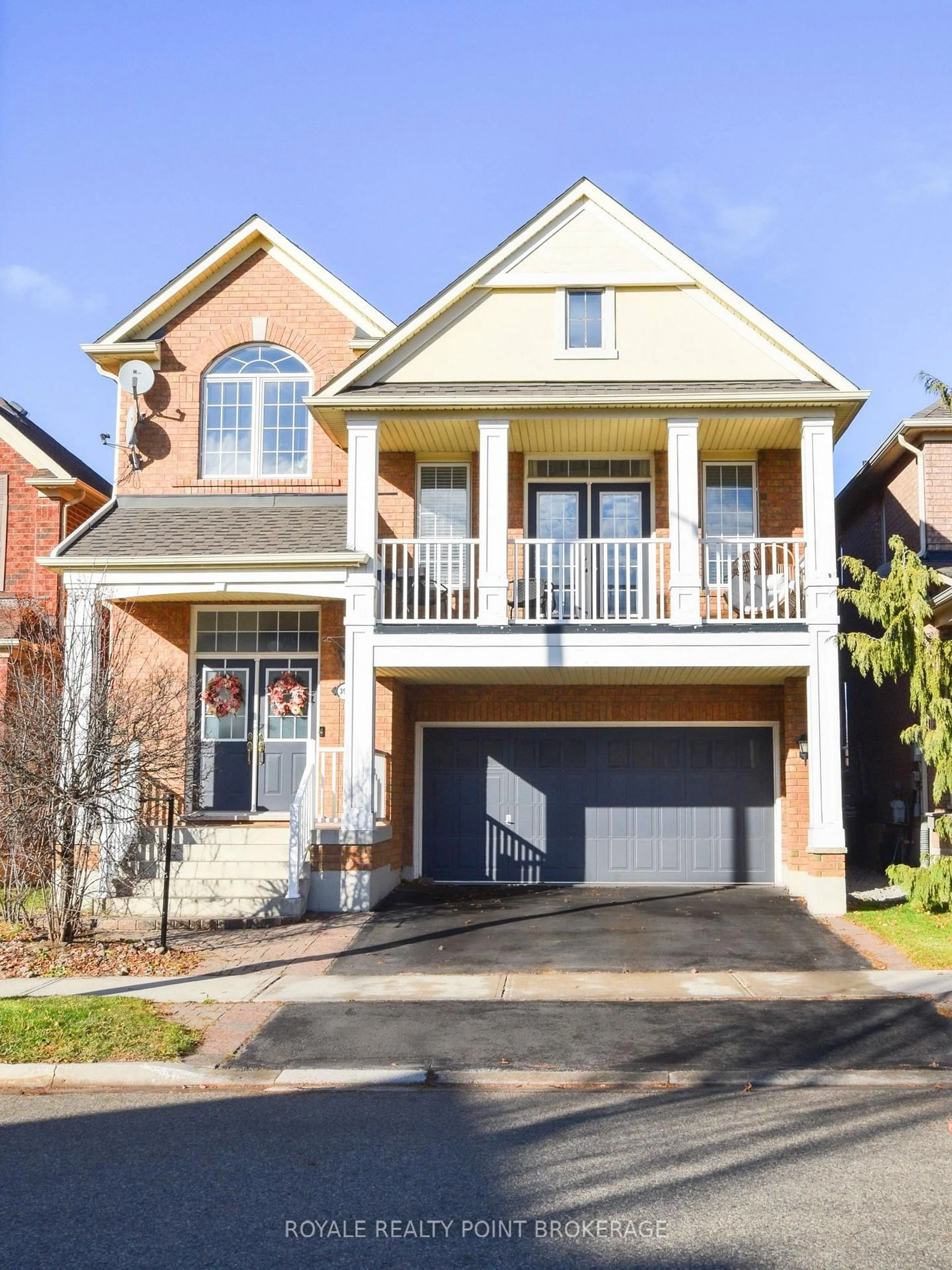 Home with brick exterior material, street for 3945 Janice Dr, Mississauga Ontario L5M 7Y3
