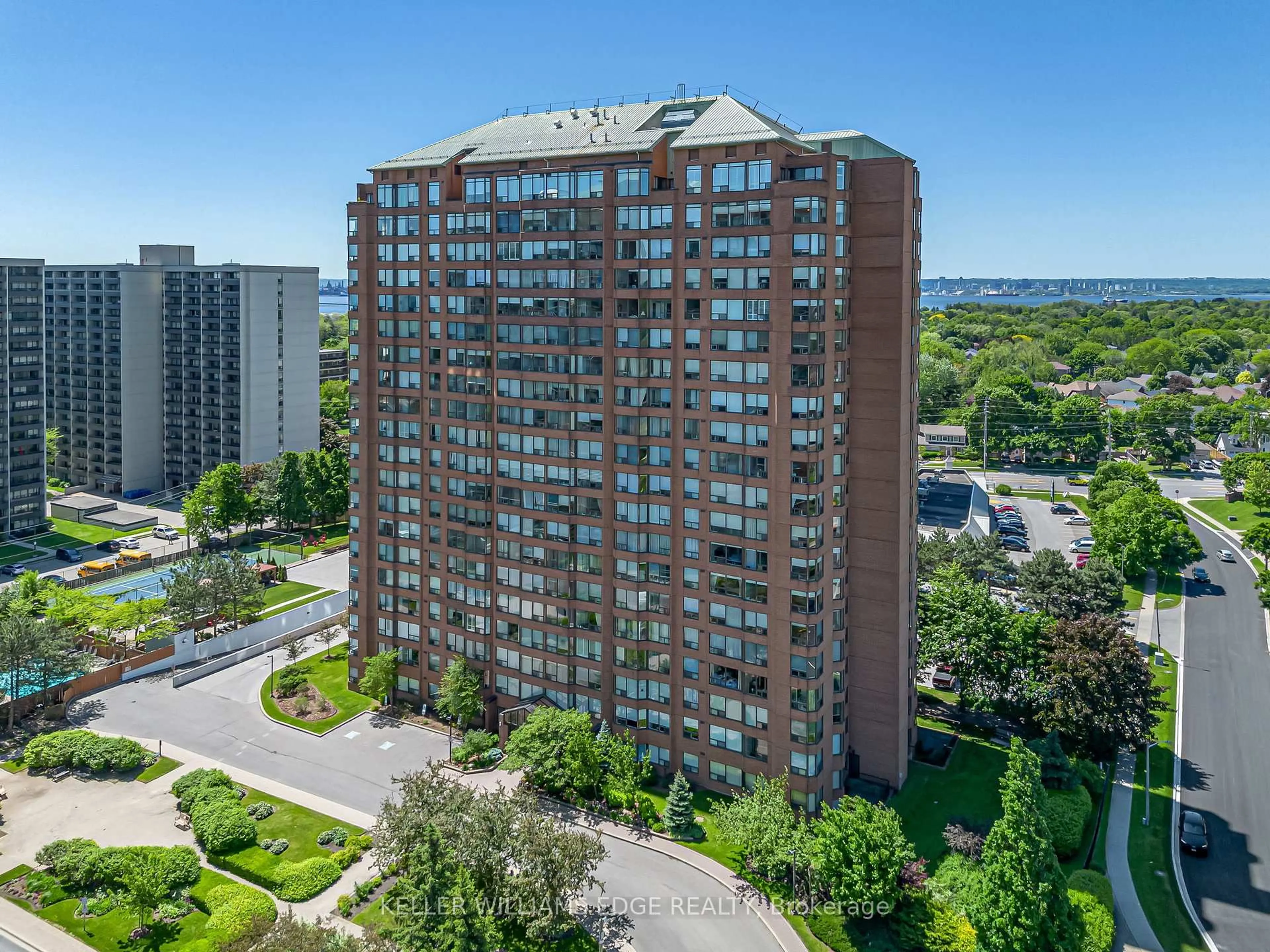 A pic from outside/outdoor area/front of a property/back of a property/a pic from drone, city buildings view from balcony for 1270 Maple Crossing Blvd #404, Burlington Ontario L7S 2J3