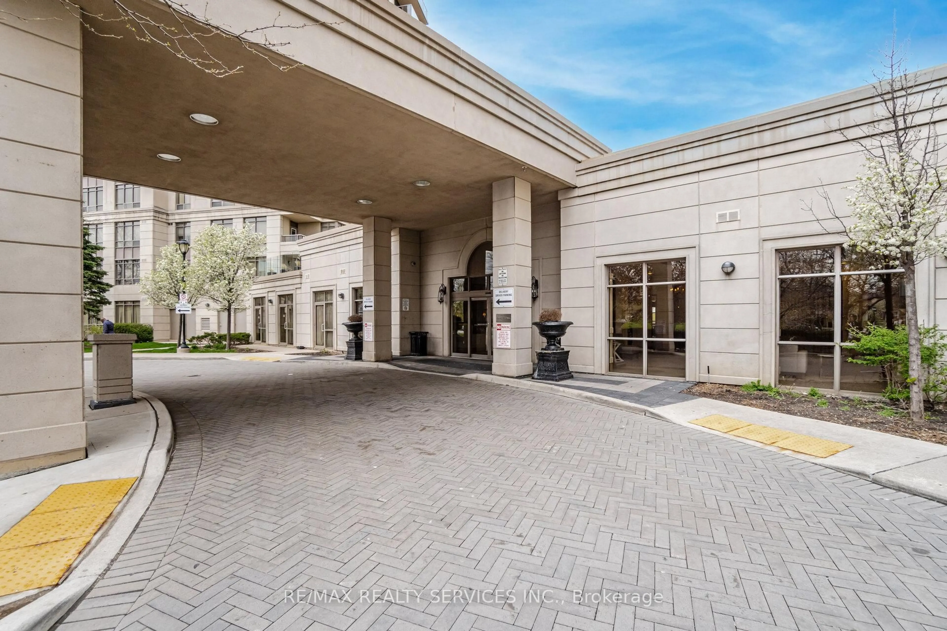 Unknown for 710 Humberwood Blvd #104, Toronto Ontario M9W 7J5