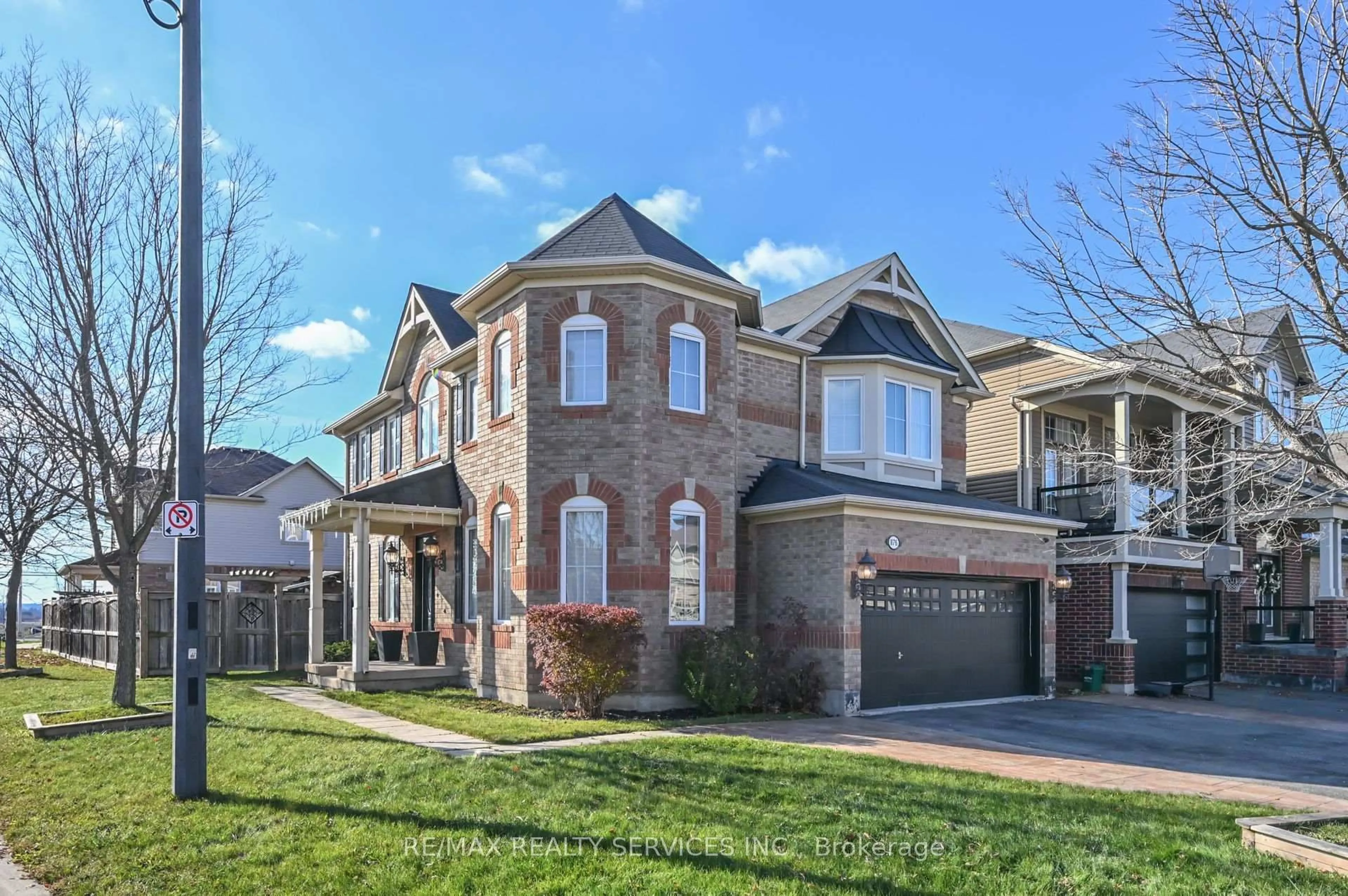 Home with brick exterior material, street for 876 Challinor Terr, Milton Ontario L9T 7V6