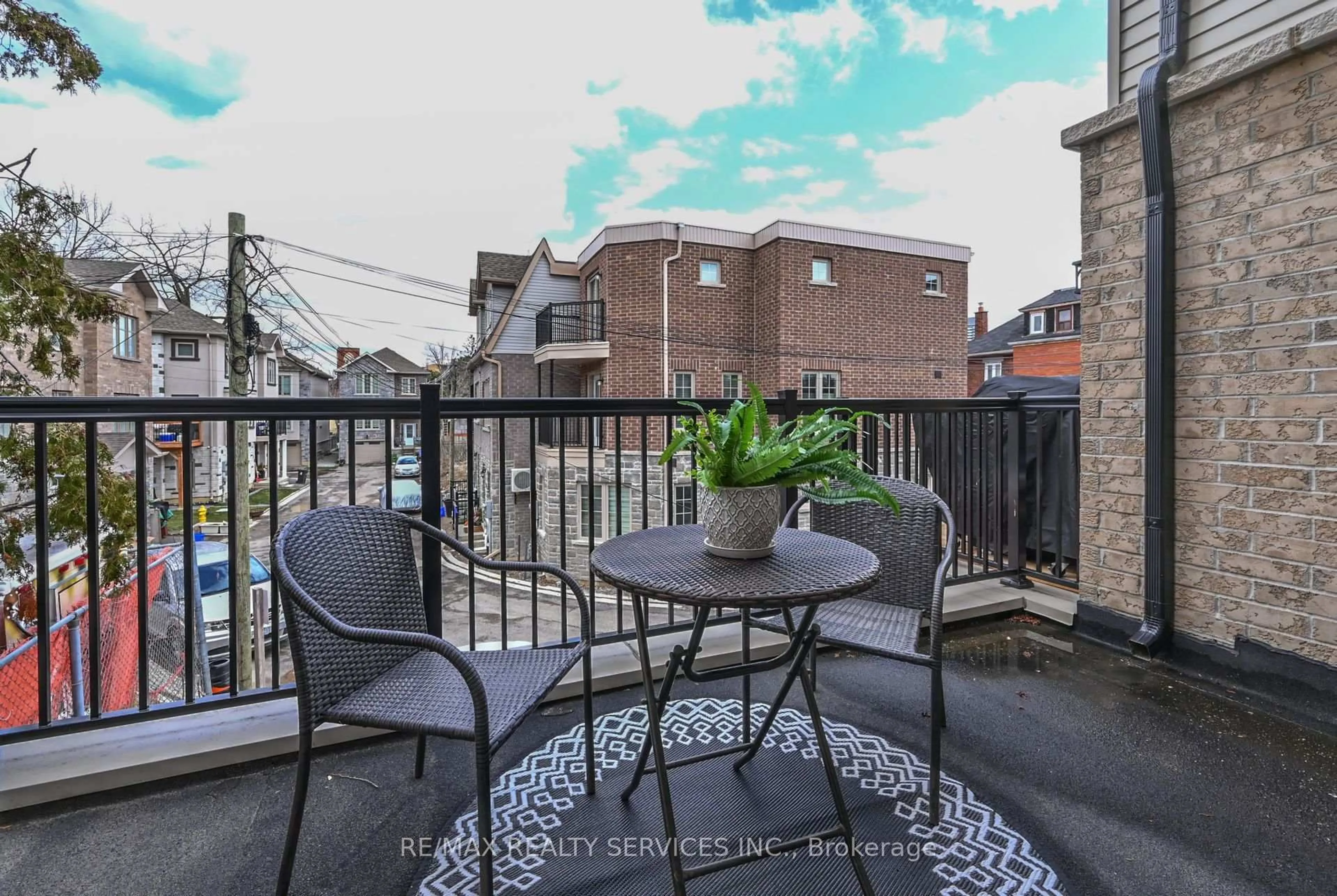 Patio, street for 2179C Weston Rd #7, Toronto Ontario M9N 0B5