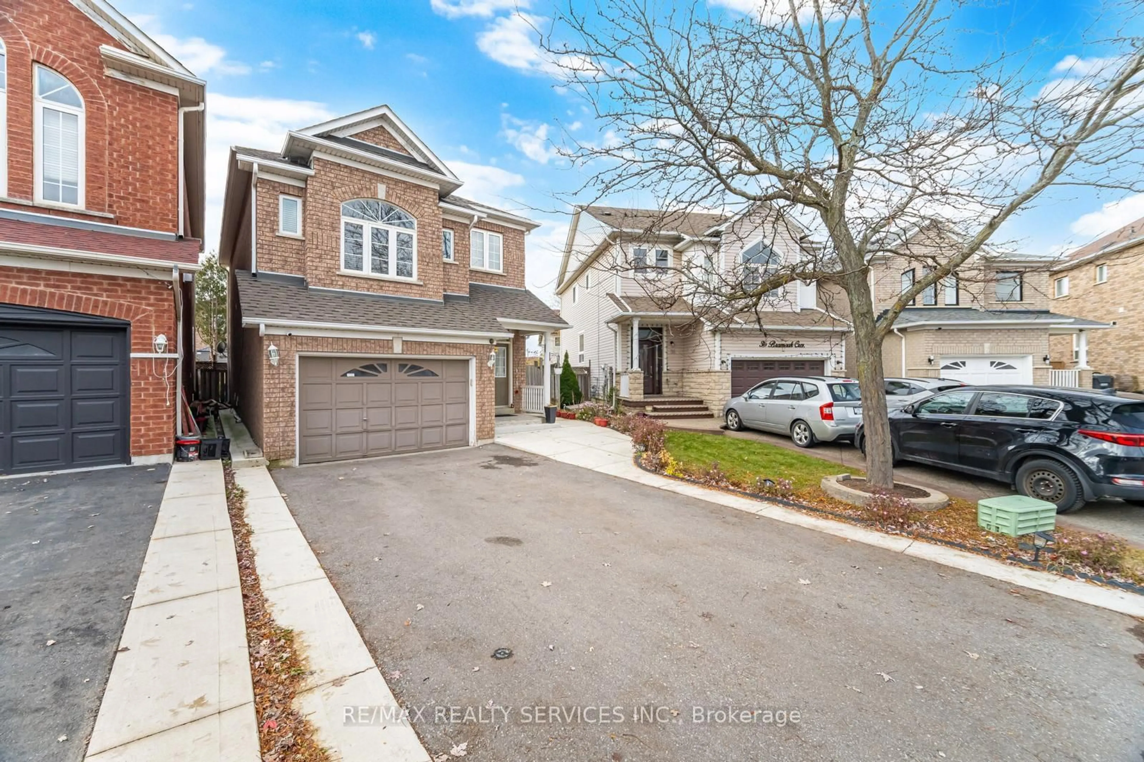 Home with brick exterior material, street for 34 Bramoak Cres, Brampton Ontario L7A 1T6