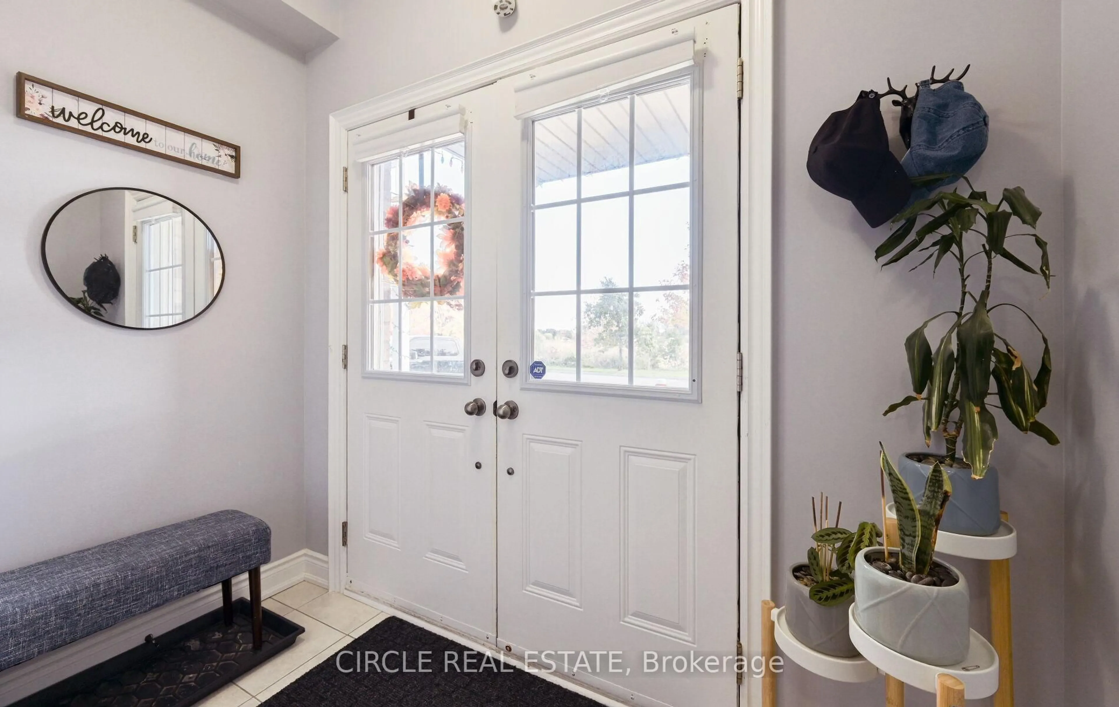 Indoor entryway for 22 Brussels Ave, Brampton Ontario L6Z 0A5