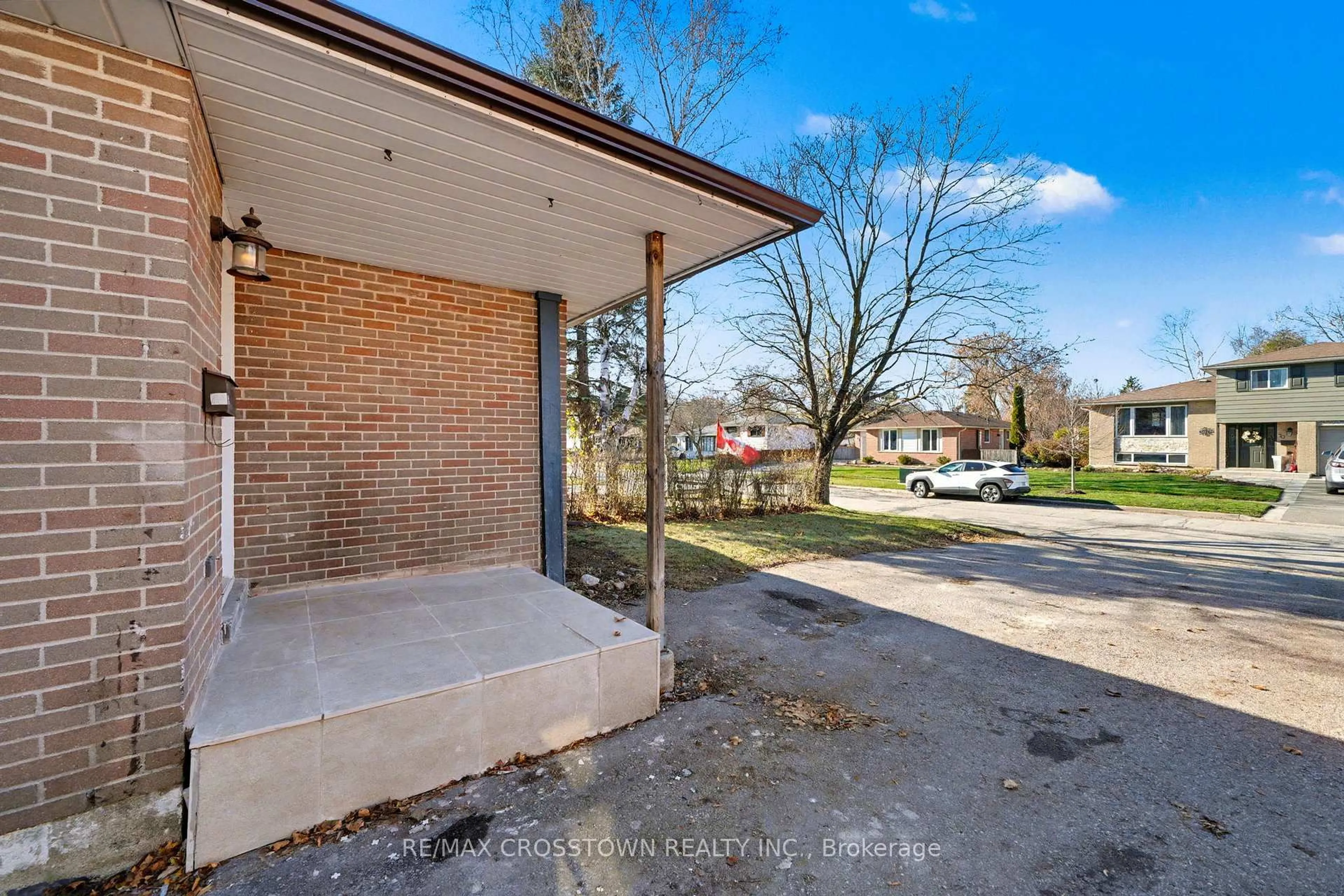 Unknown for 71 Edelwild Dr, Orangeville Ontario L9W 2Y4