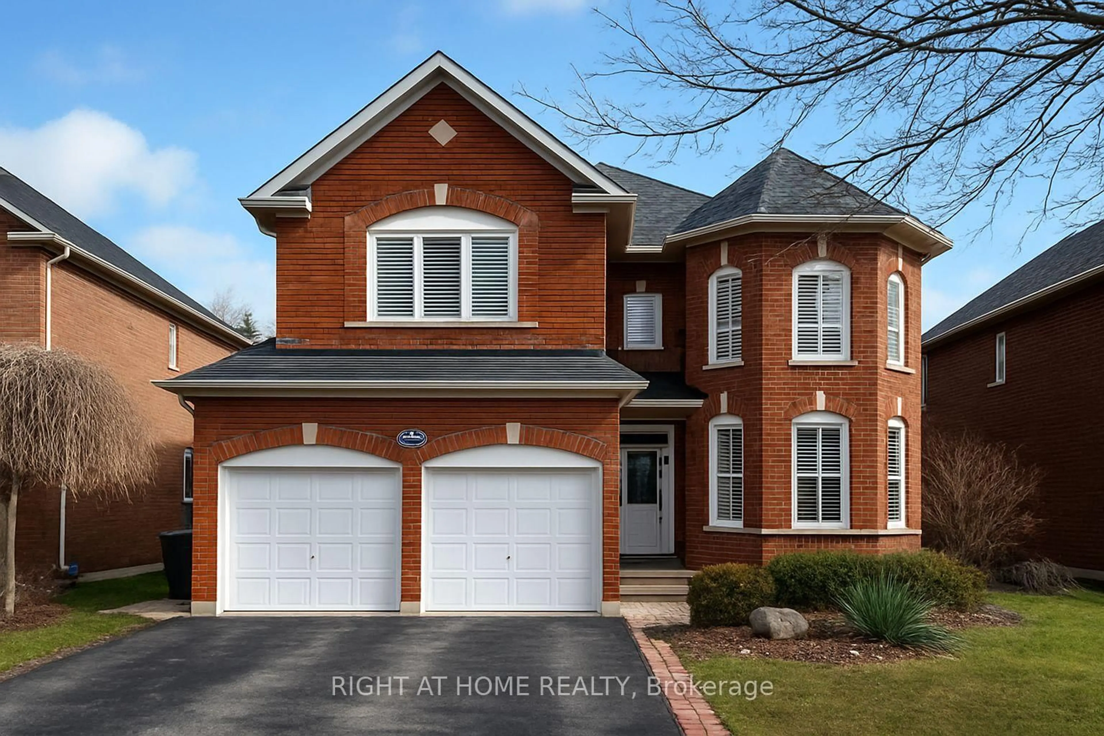Home with brick exterior material, street for 2013 ROSEMOUNT Cres, Oakville Ontario L6M 3A5
