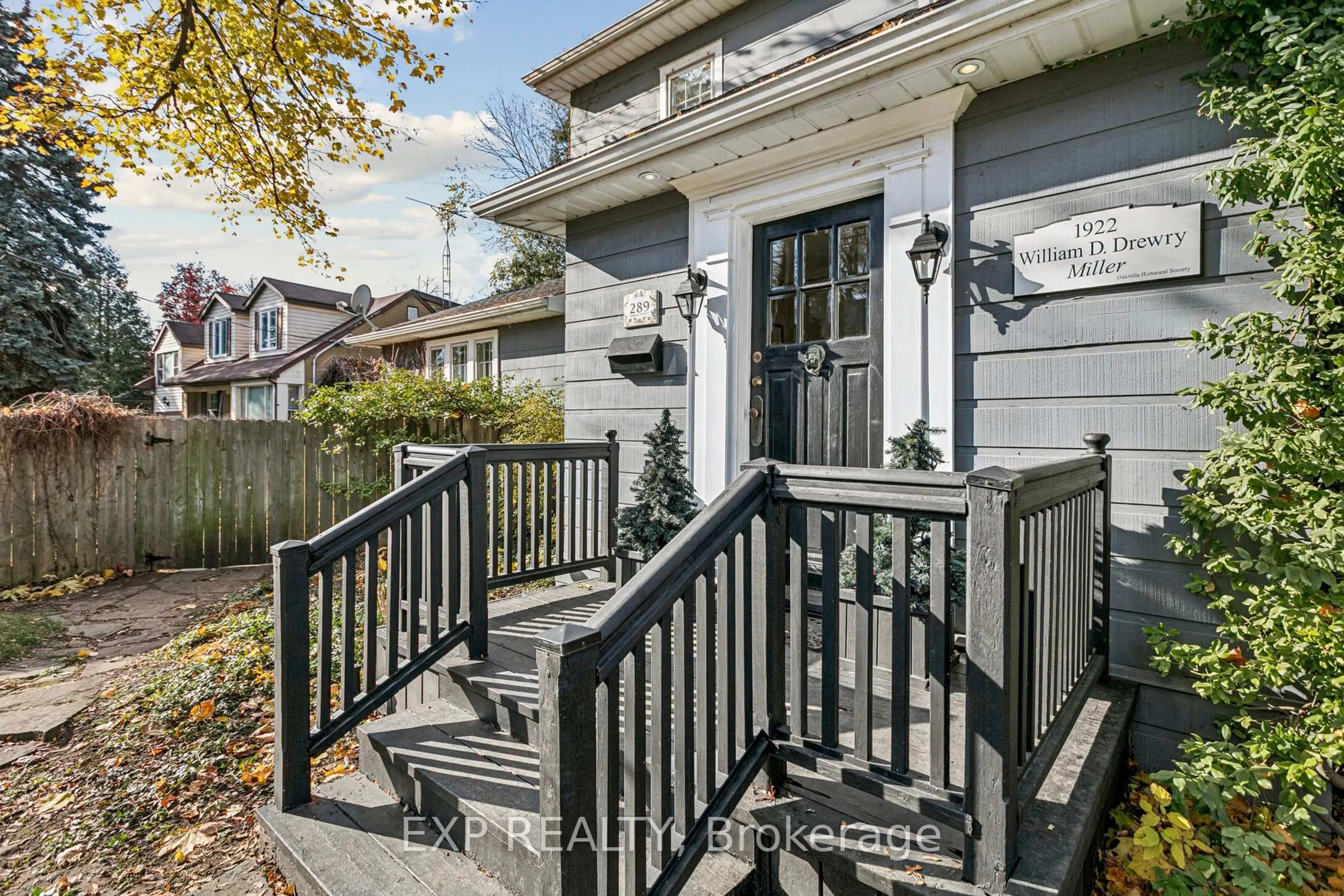 Unknown for 289 Spruce St, Oakville Ontario L6J 2G8