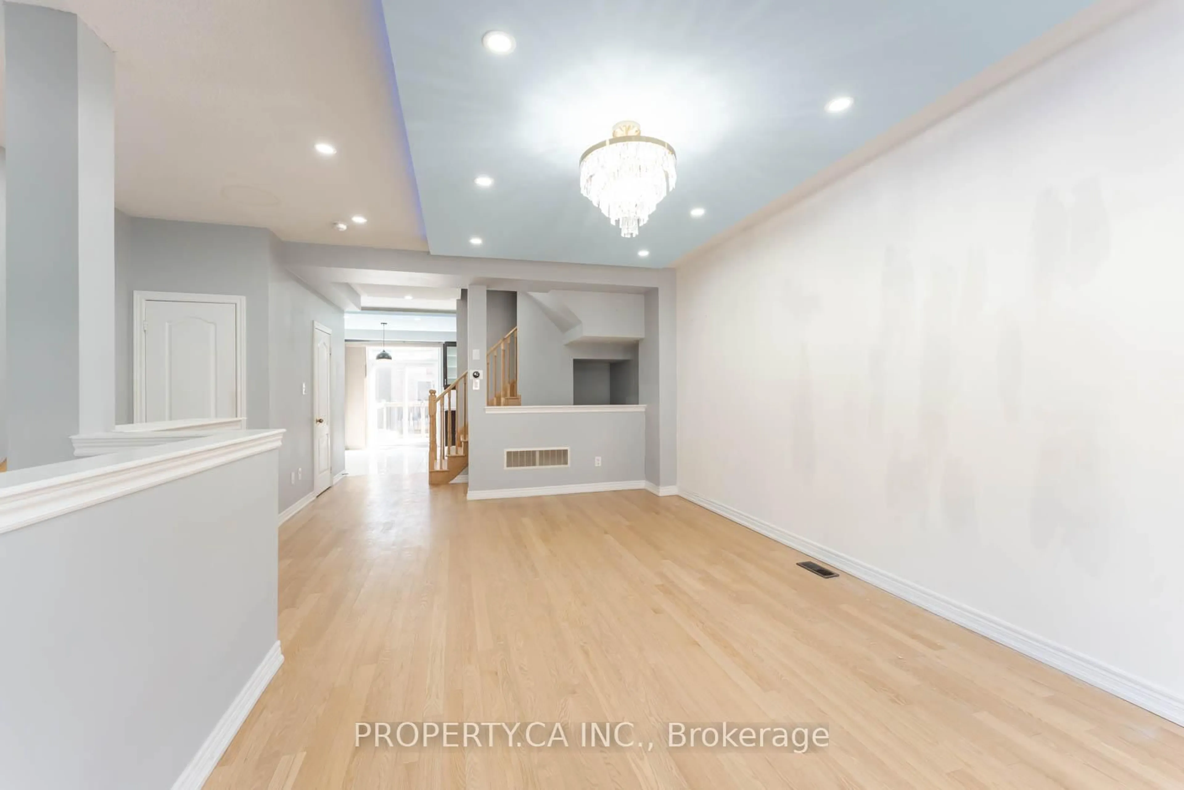 Unknown for 47 Sea Drifter Cres, Brampton Ontario L6P 2S1