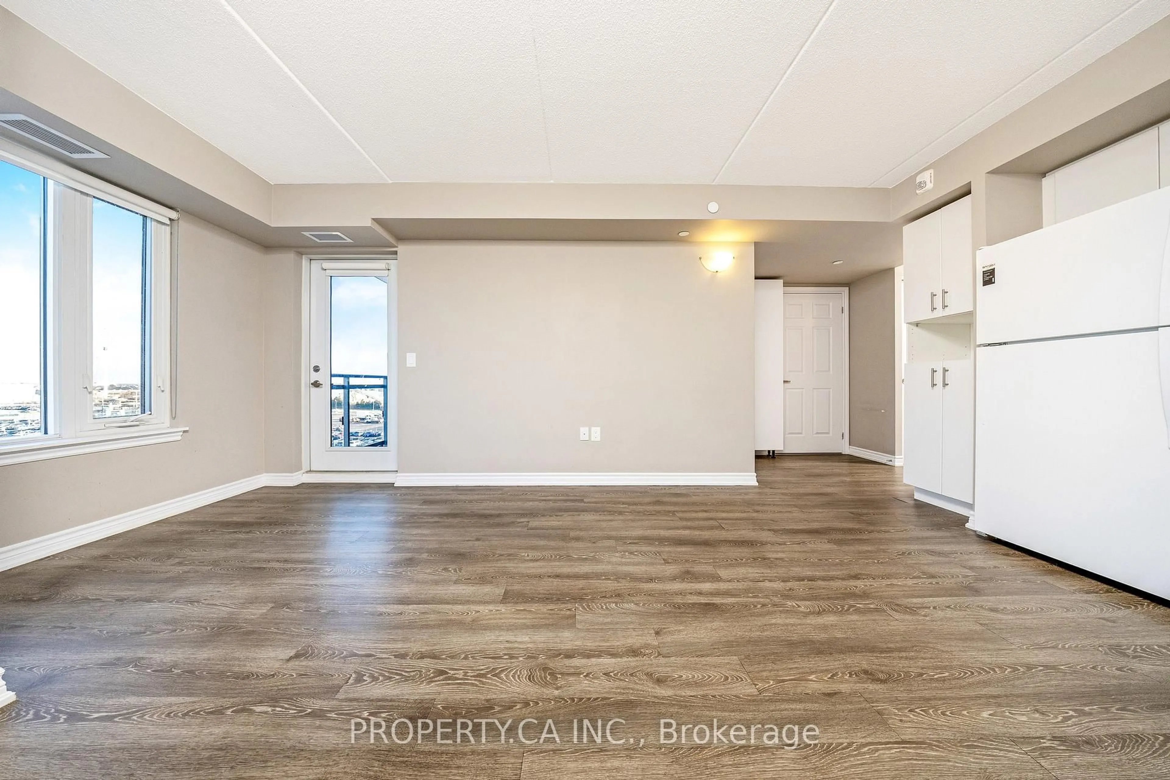 Unknown for 716 Main St #602, Milton Ontario L9T 9L9