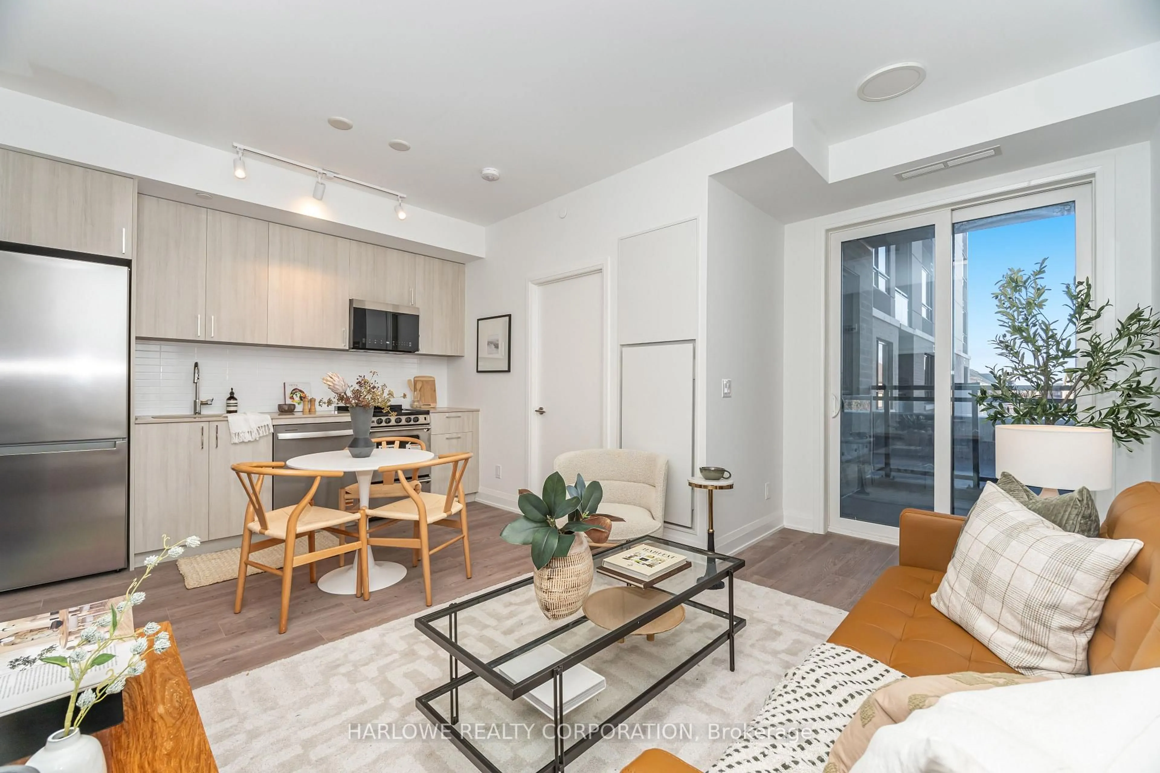 Unknown for 3250 Carding Mill Tr #201, Oakville Ontario L6M 1L3