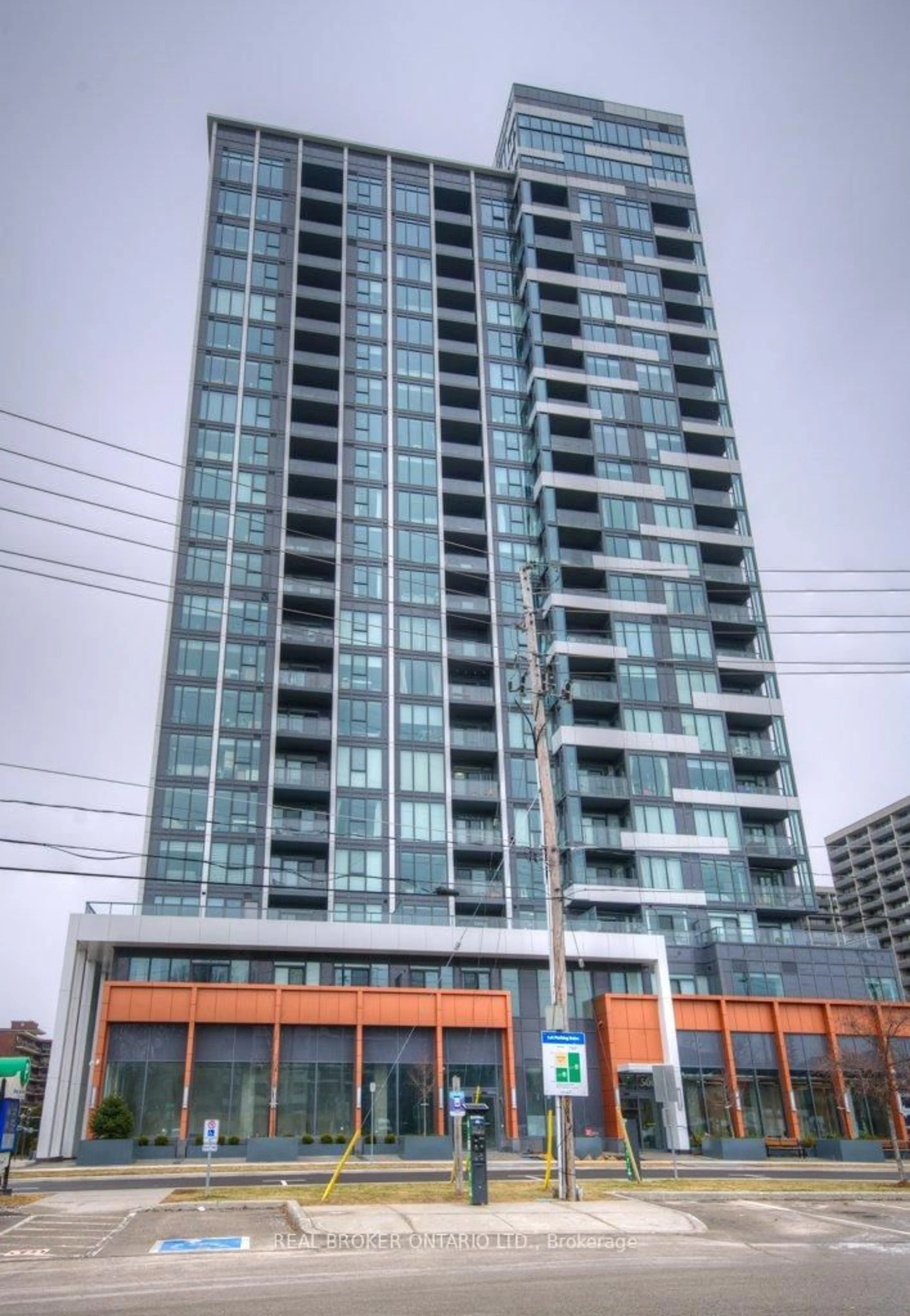 Indoor foyer for 500 Brock Ave #705, Burlington Ontario L7S 0A5