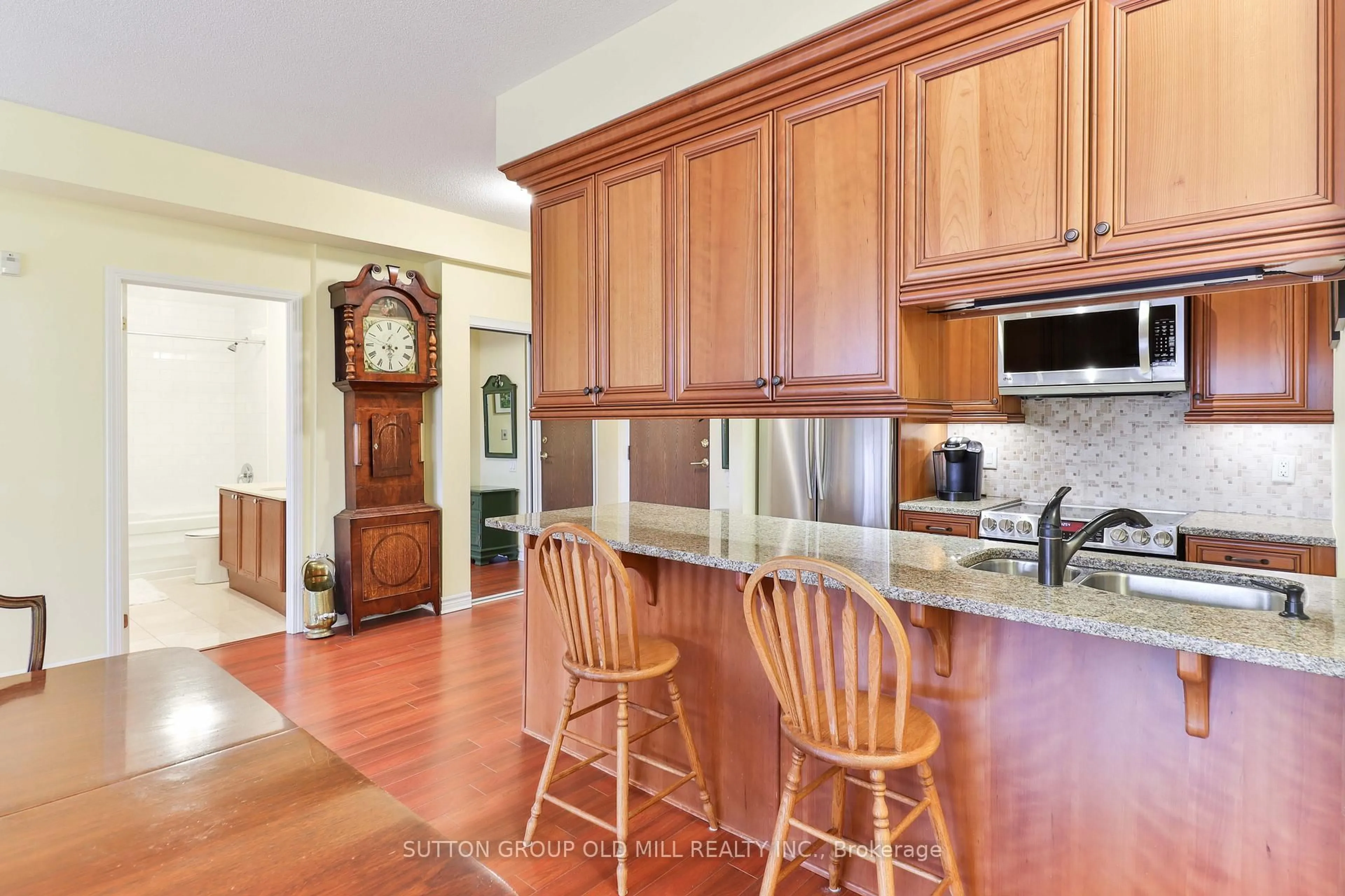 Open concept kitchen, unknown for 4196 Dundas St #207, Toronto Ontario M8X 0A3