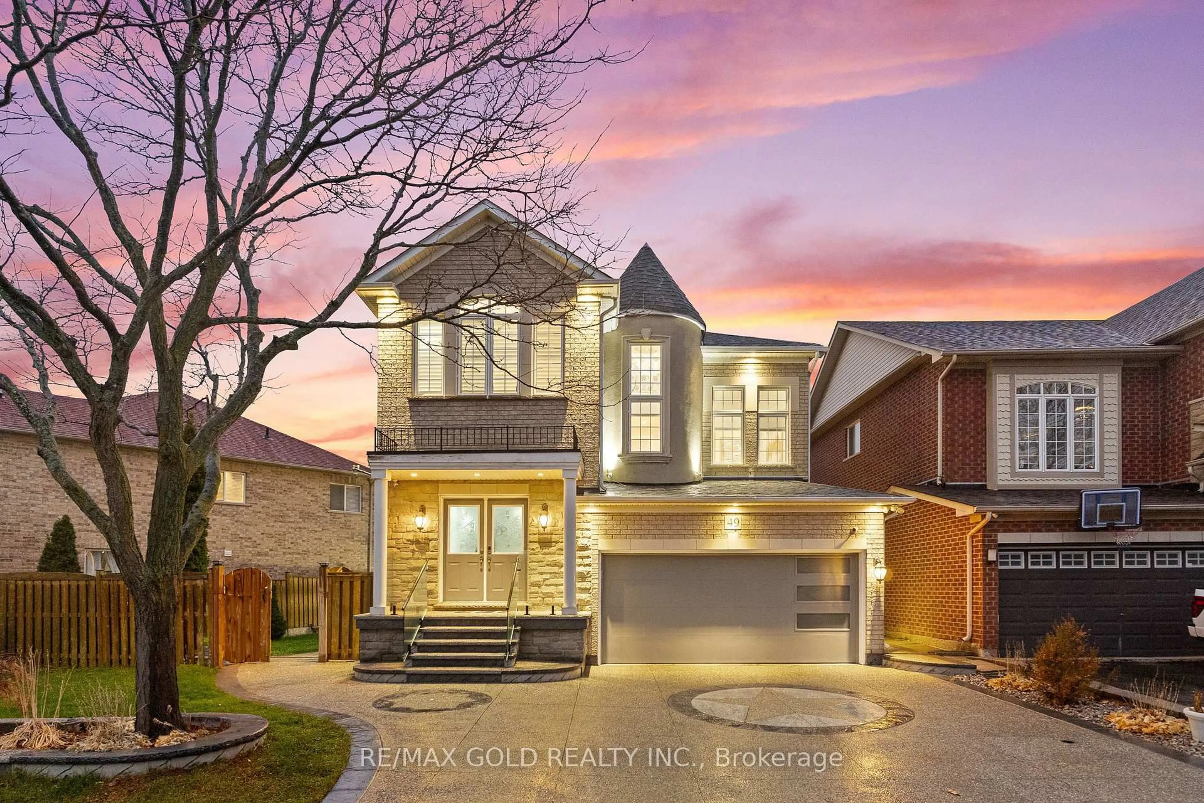 Home with brick exterior material, street for 49 Sedgewick Circ, Brampton Ontario L7A 2P5