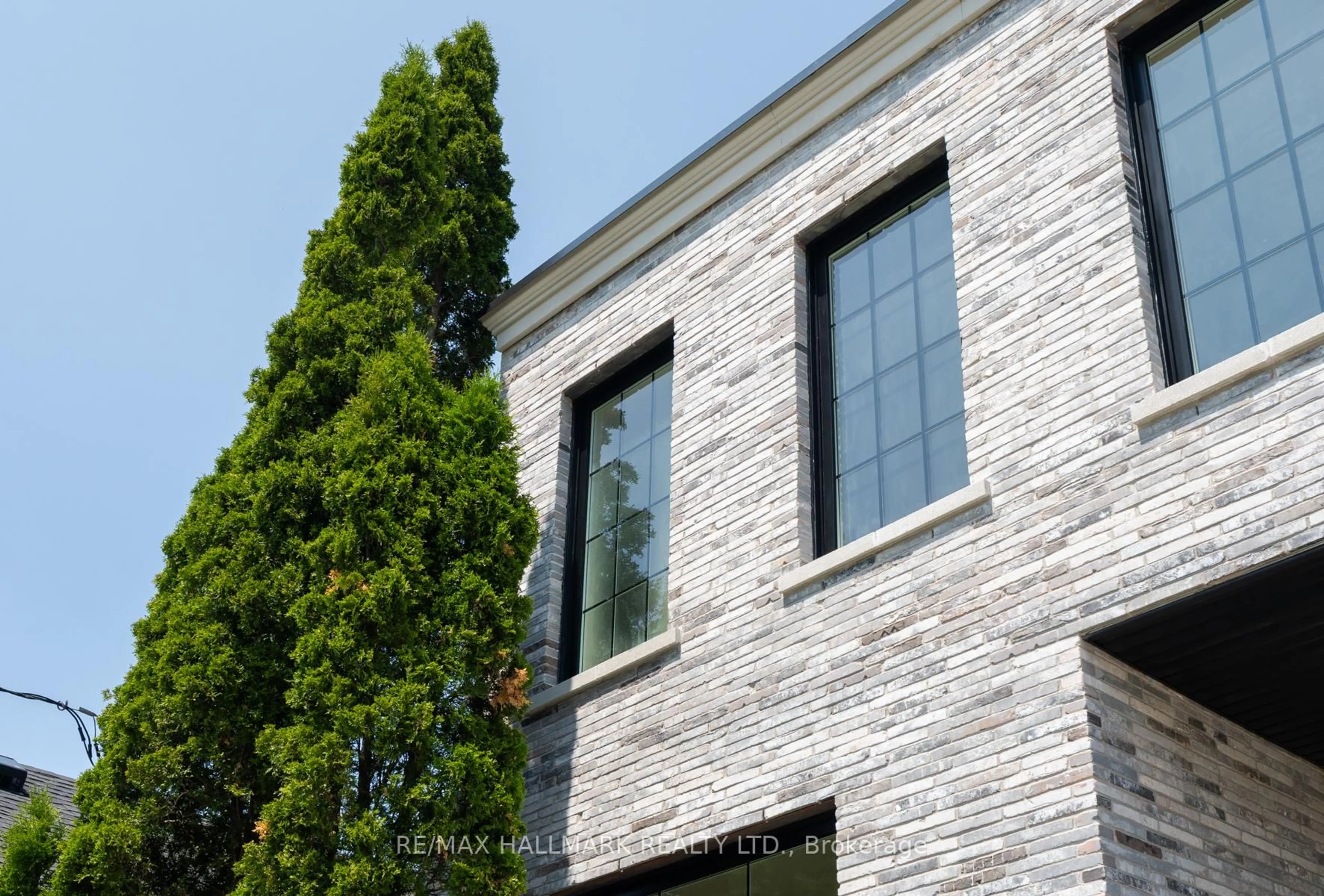 Home with brick exterior material, building for 104 Newcastle St, Toronto Ontario M8Z 1C8